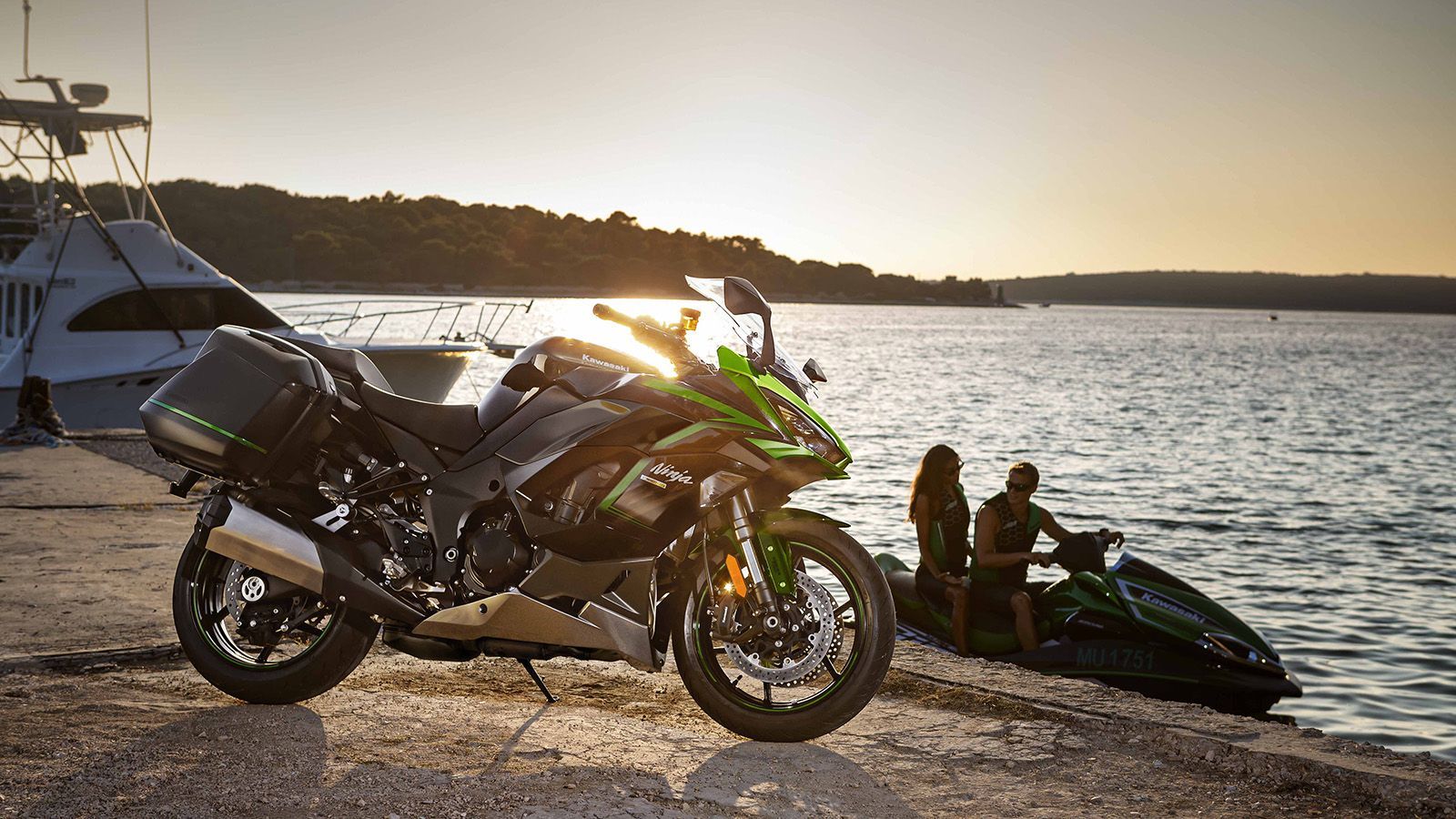 1600x900 Kawasaki Ninja 1000SX