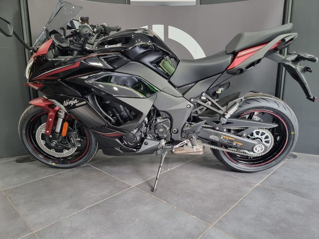 1024x768 Kawasaki Ninja 1000SX 01 2023