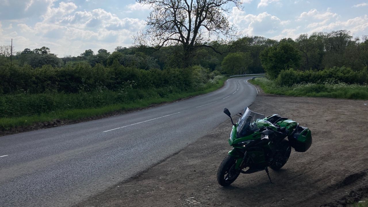 1280x720 Kawasaki Ninja 1000SX