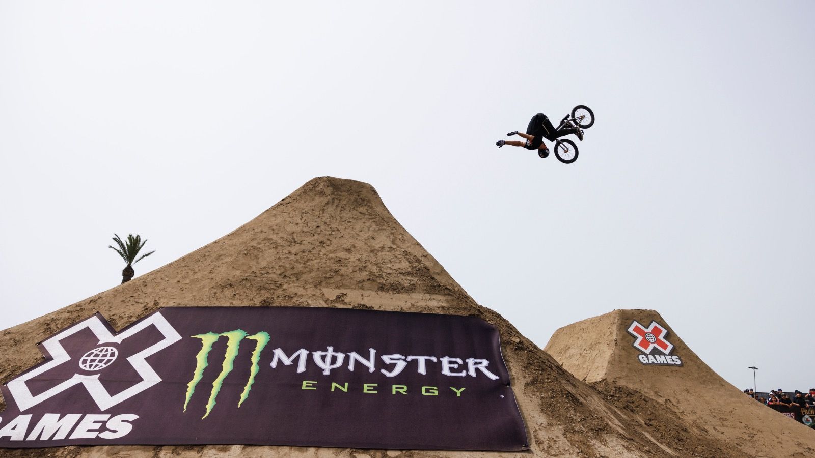 1600x900 BMX Rider Lands Hardest Trick Ever