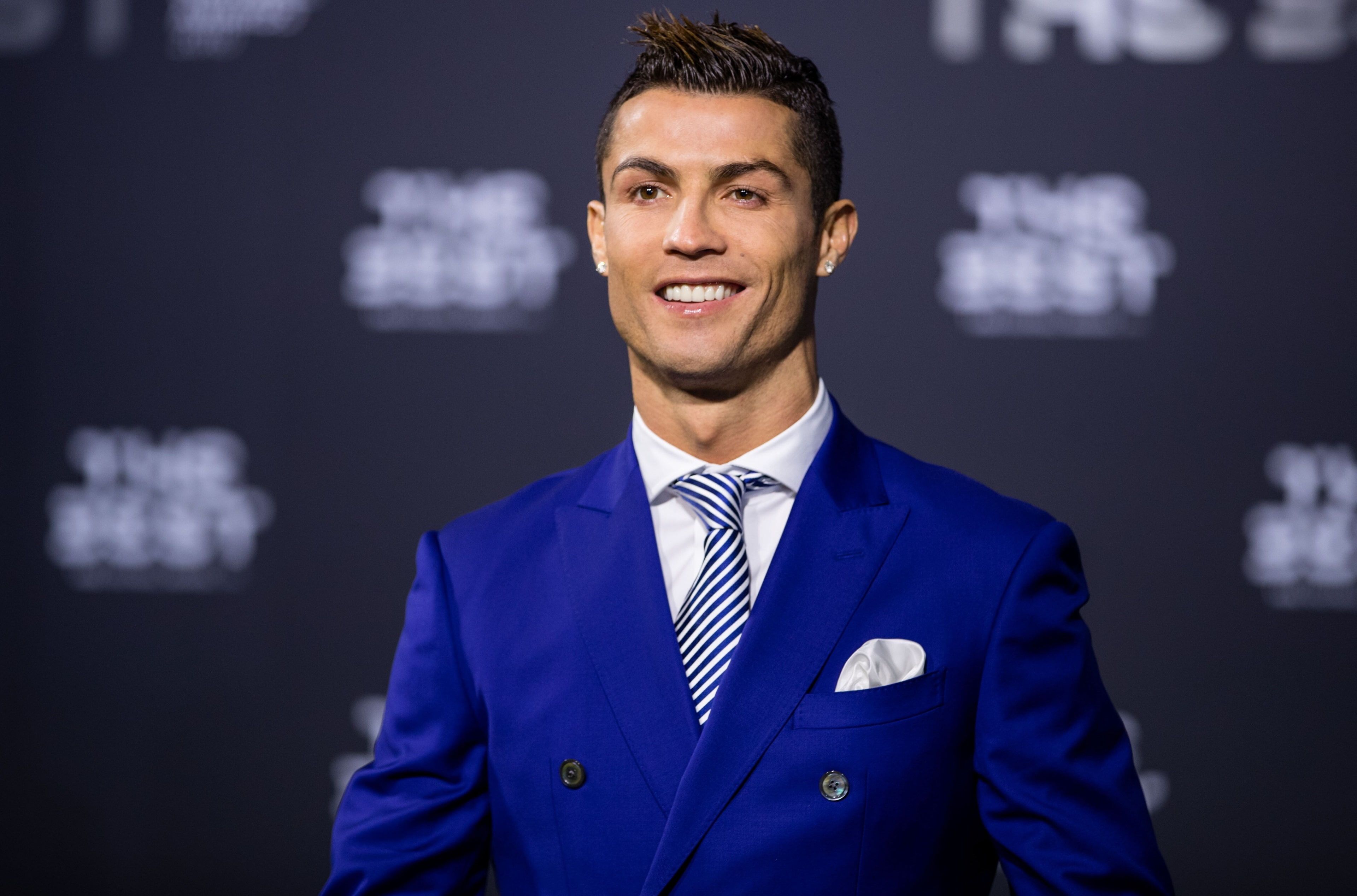 3840x2536 HD wallpaper: cristiano ronaldo 4k HD