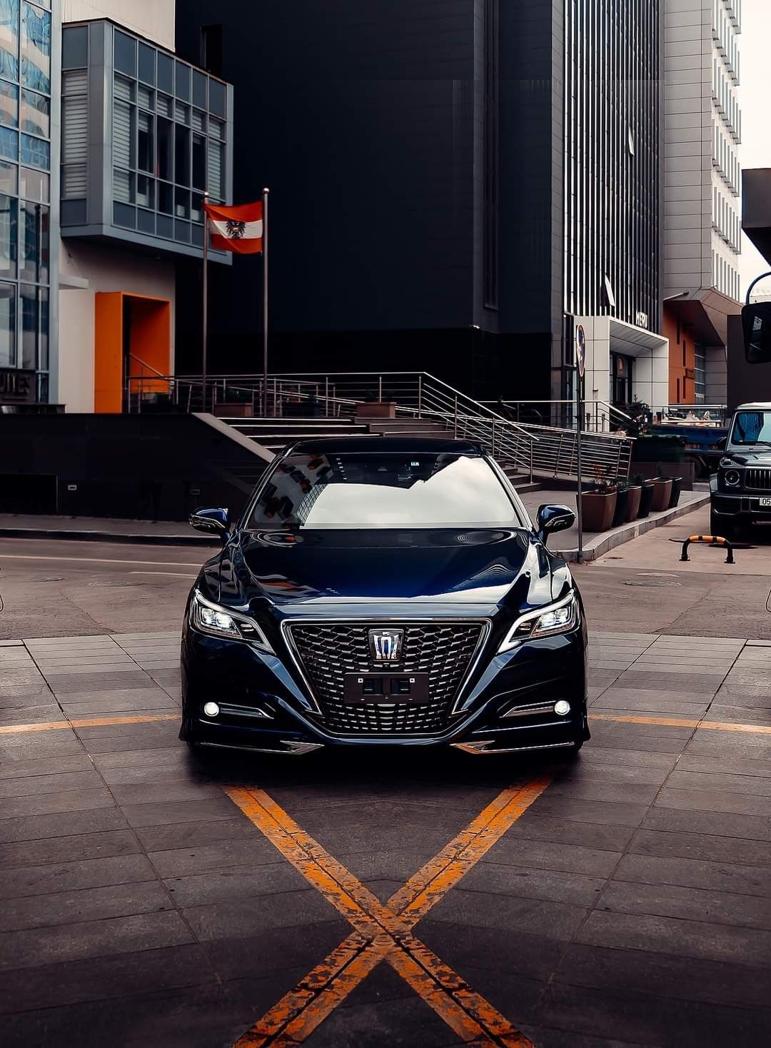 1080x1468 Toyota Crown 220