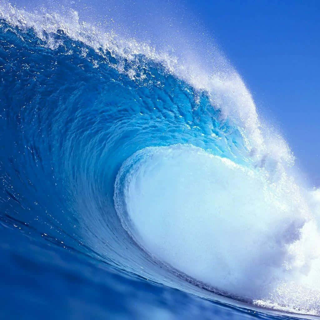 1024x1024 Download Huge Wave In Ocean Wallpaper