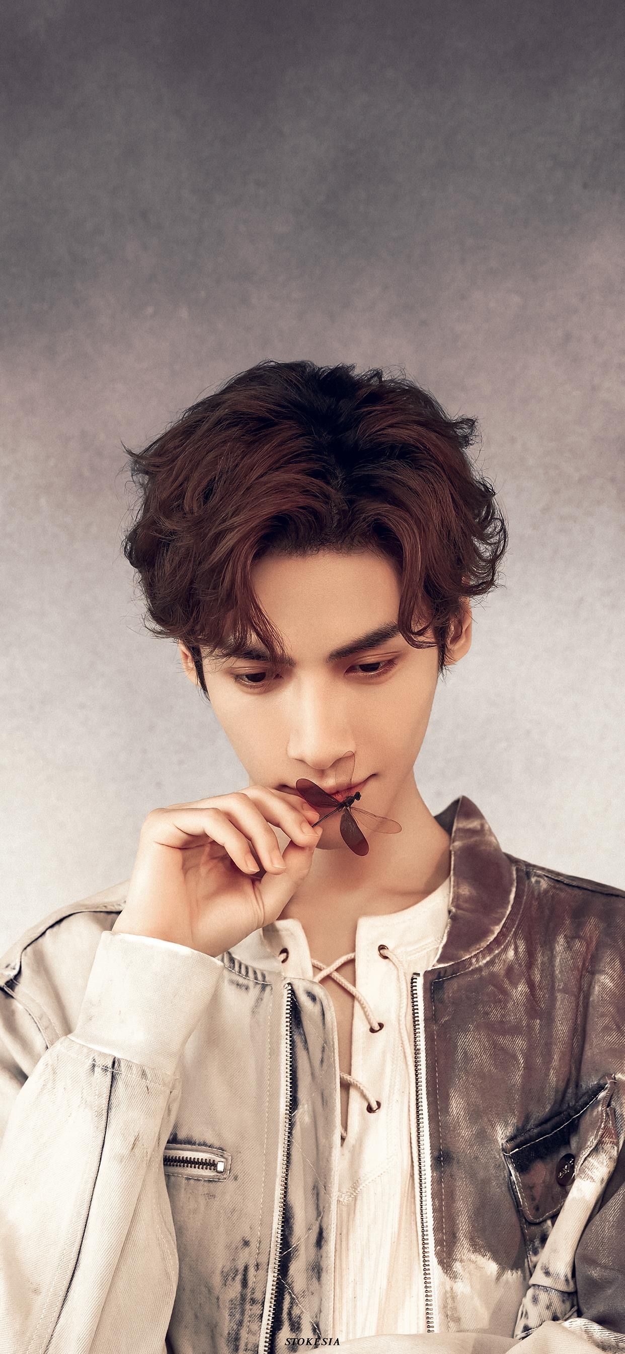 1242x2688 Luo Yunxi wallpaper. good words