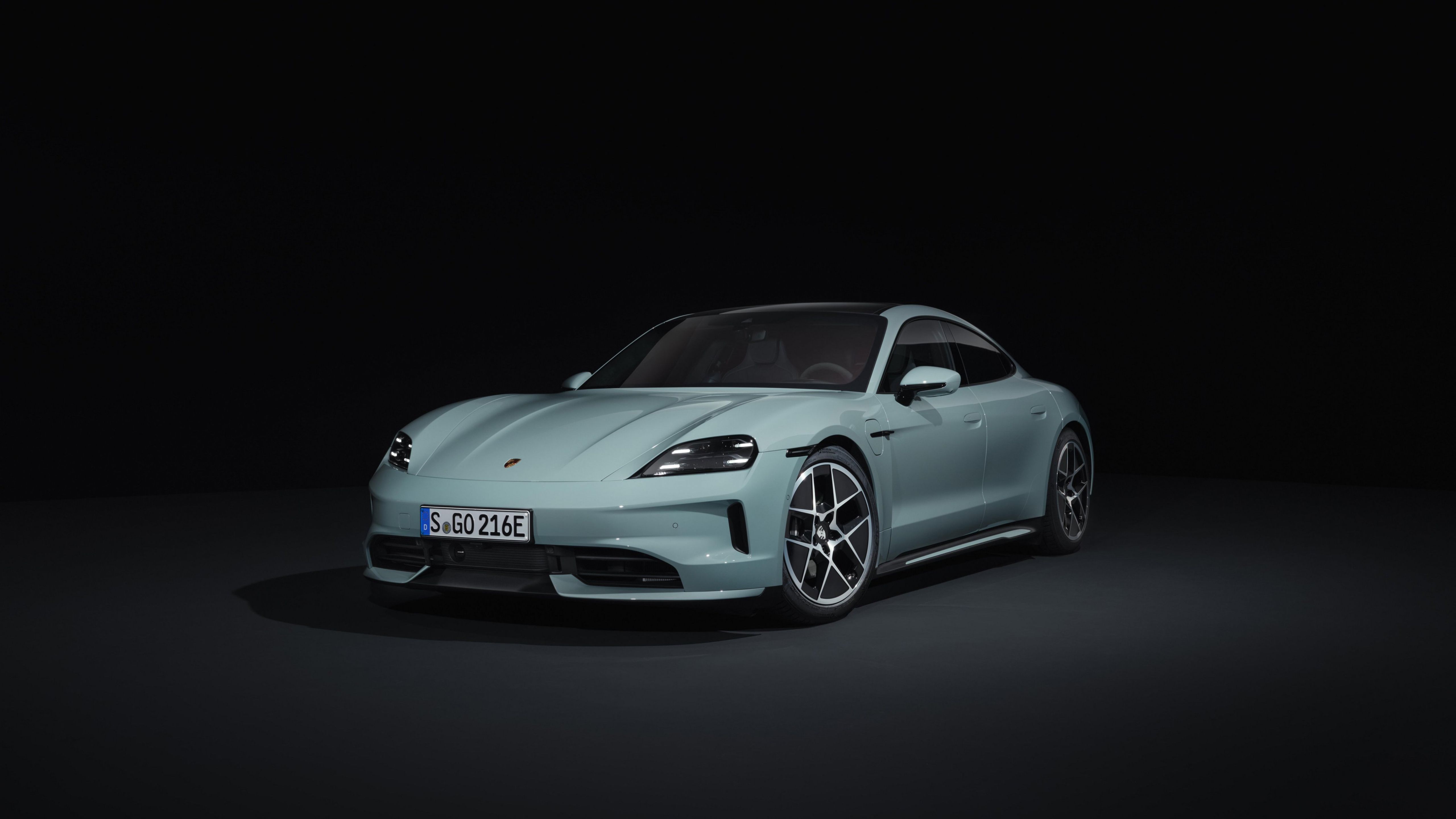 5120x2880 Porsche Taycan Turbo S Wallpaper 4K