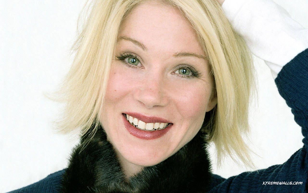 1280x800 Christina Applegate Wallpaper