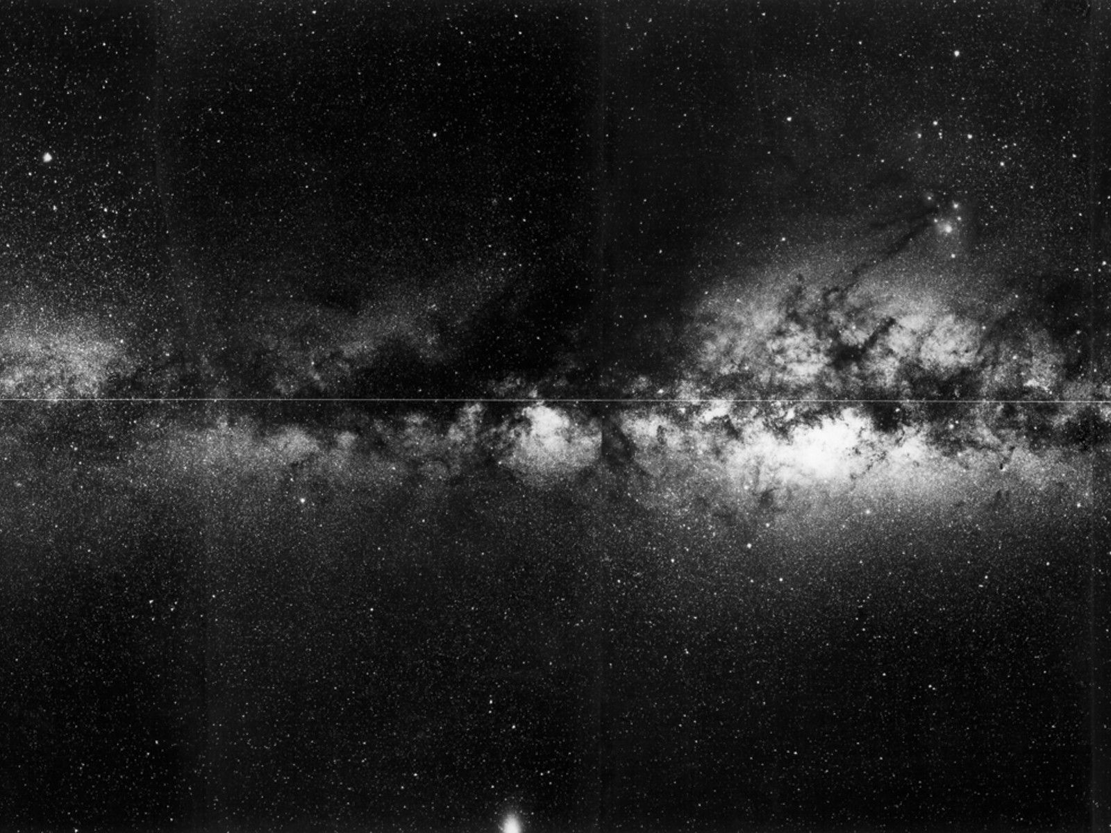 1600x1200 The Milky Way in black and white