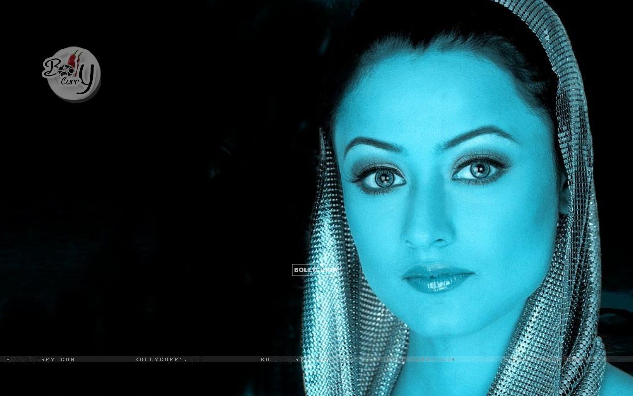 1280x800 Namrata Shirodkar Wallpaper