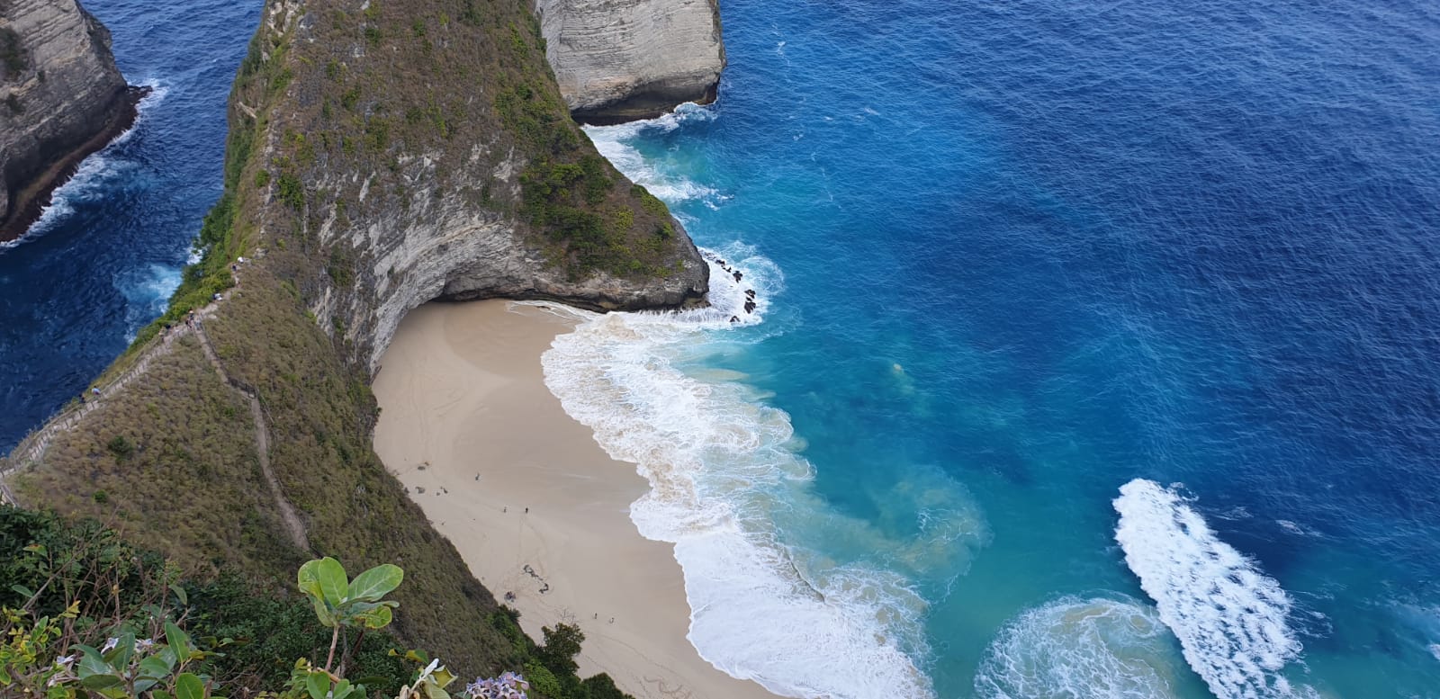 1600x777 Kelingking beach nusa penida guide