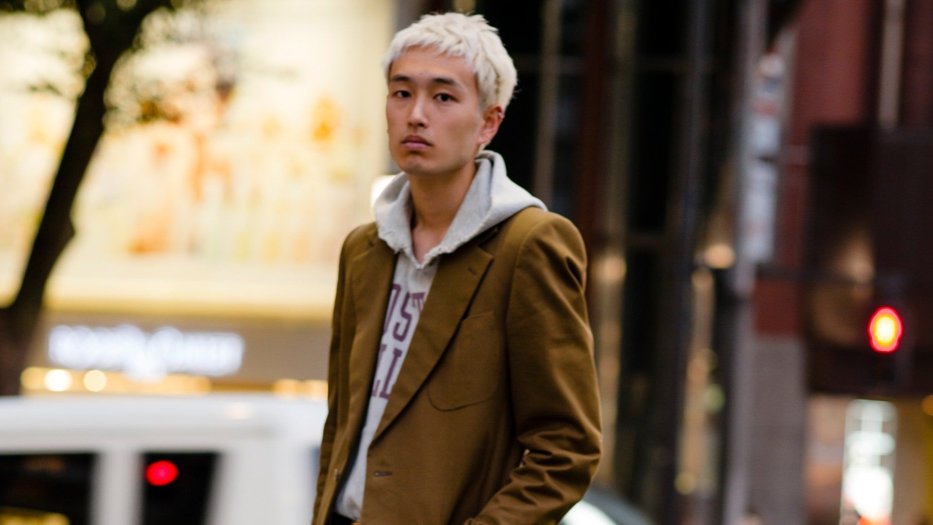 1920x1080 Tokyo street style: the strongest men's