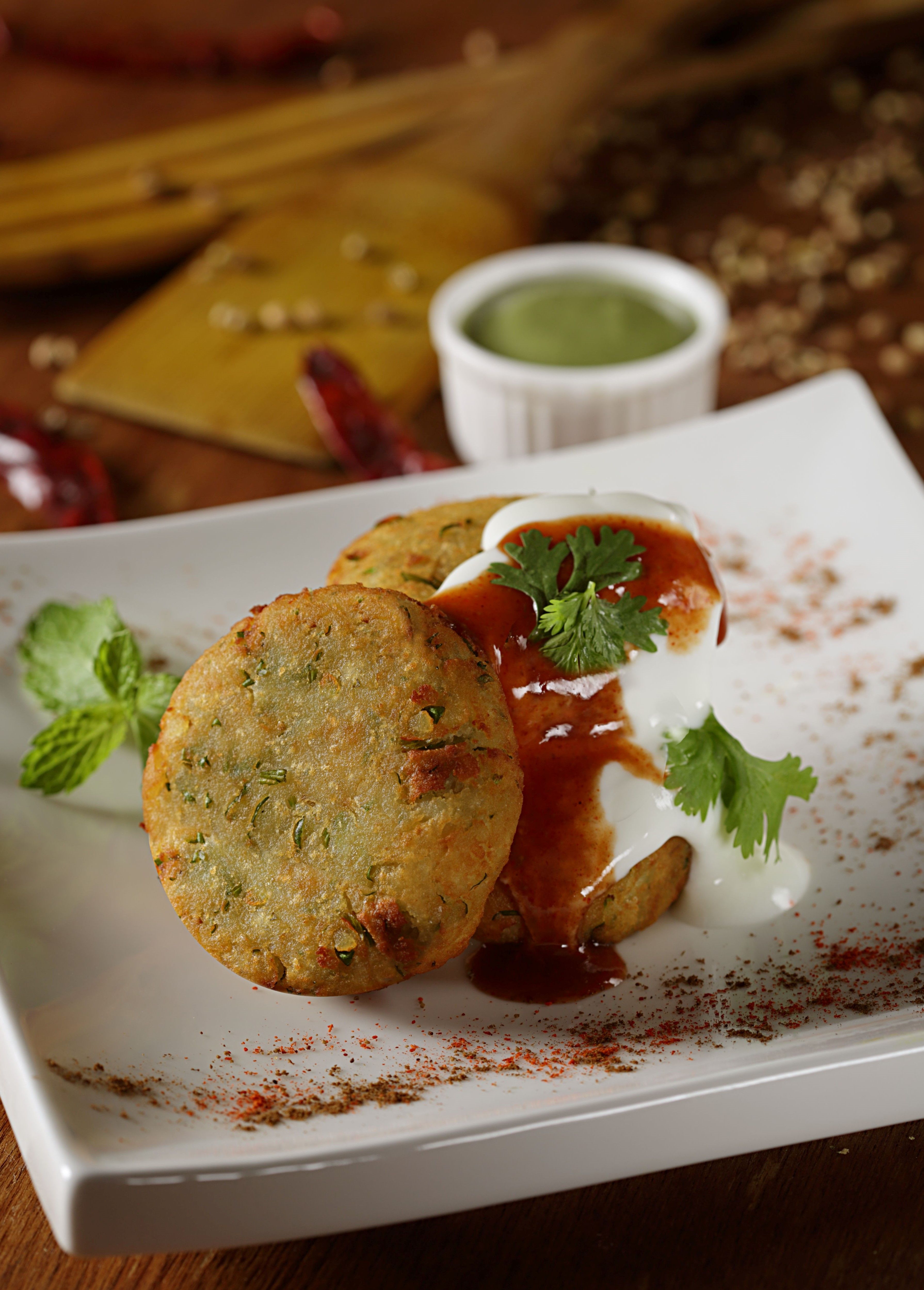3581x4997 BHARWAN ALOO TIKKI DE CHAAT