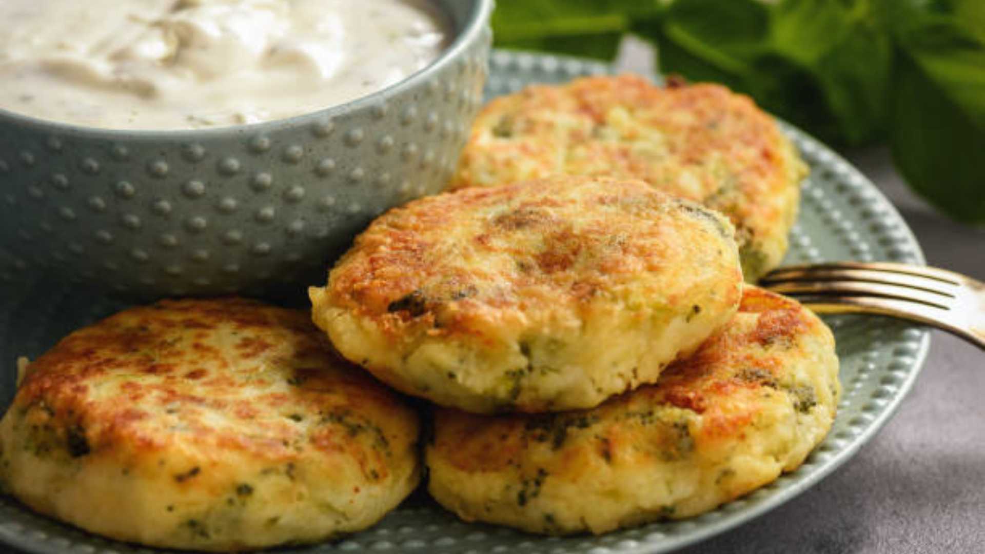 1920x1080 Vegan Aloo Tikki (Cutlet) Stuffed