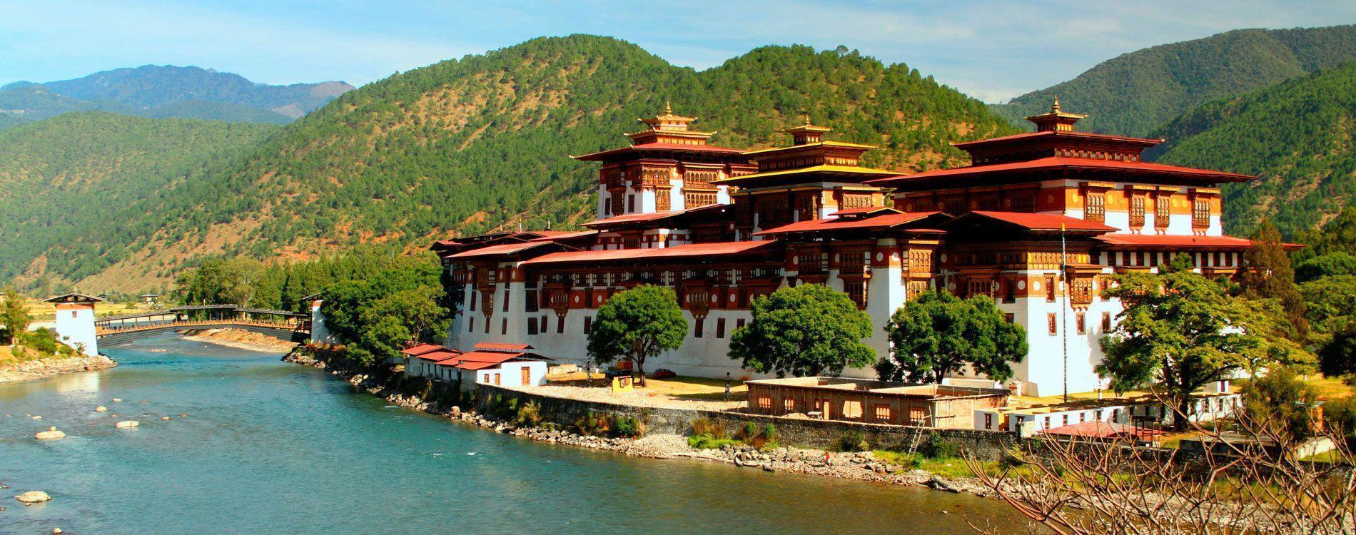 1900x750 Bhutan Wallpaper