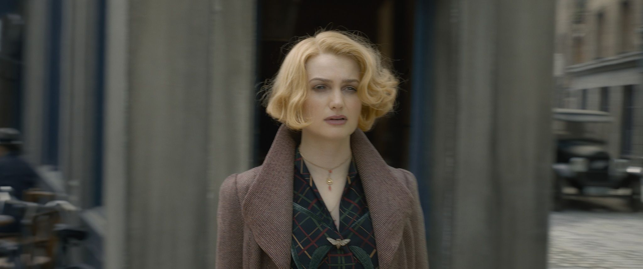 2048x857 Alison Sudol