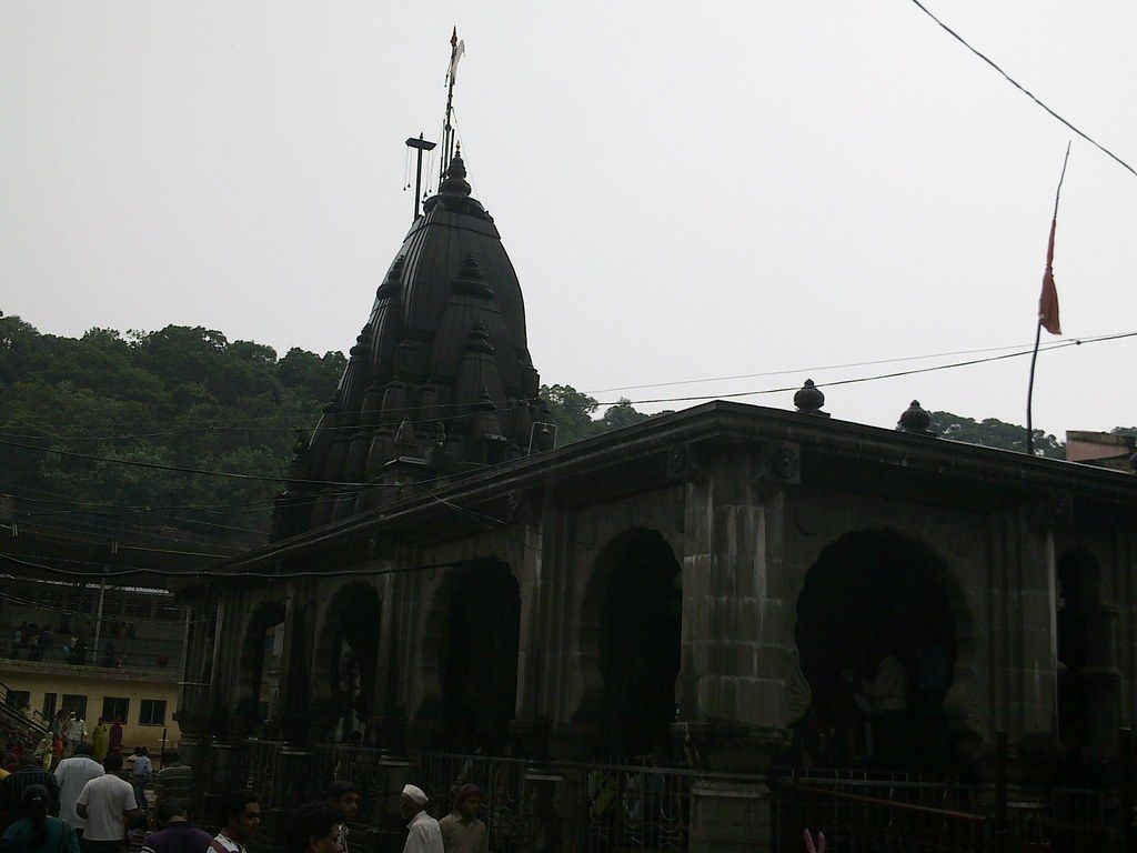 1024x768 Bhimashankar Jyoterlinga. ganuullu