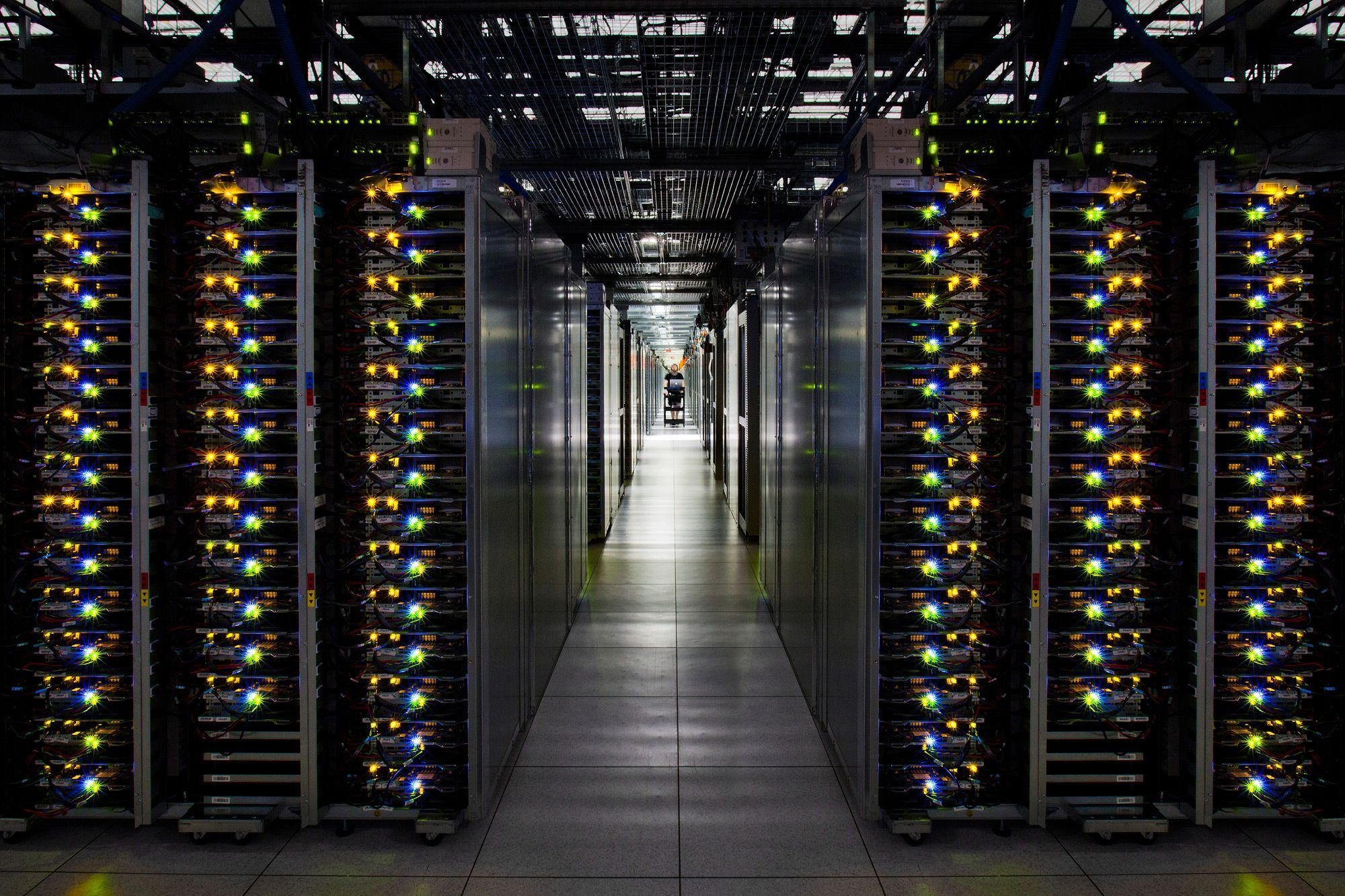 2000x1333 DNA can Inspire Digital Data Storage