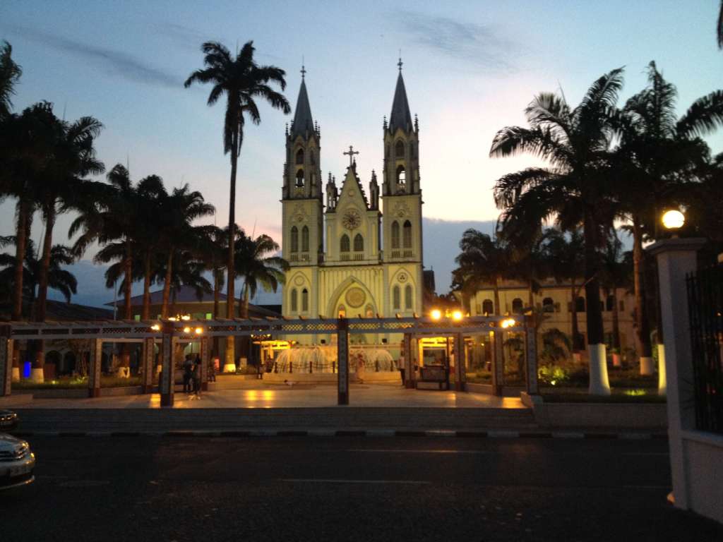 1024x768 Equatorial Guinea