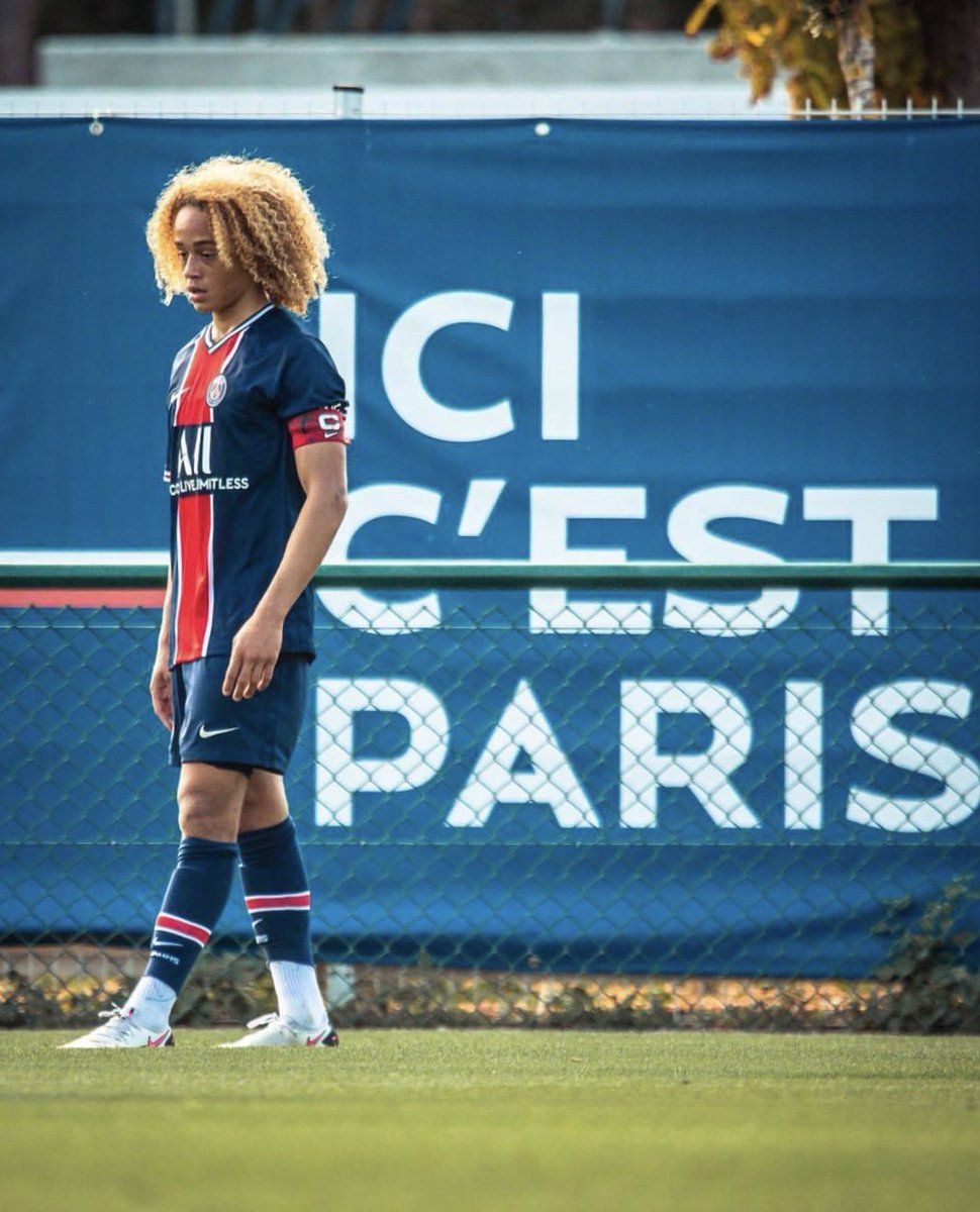 970x1200 Xavi Simons Wallpaper