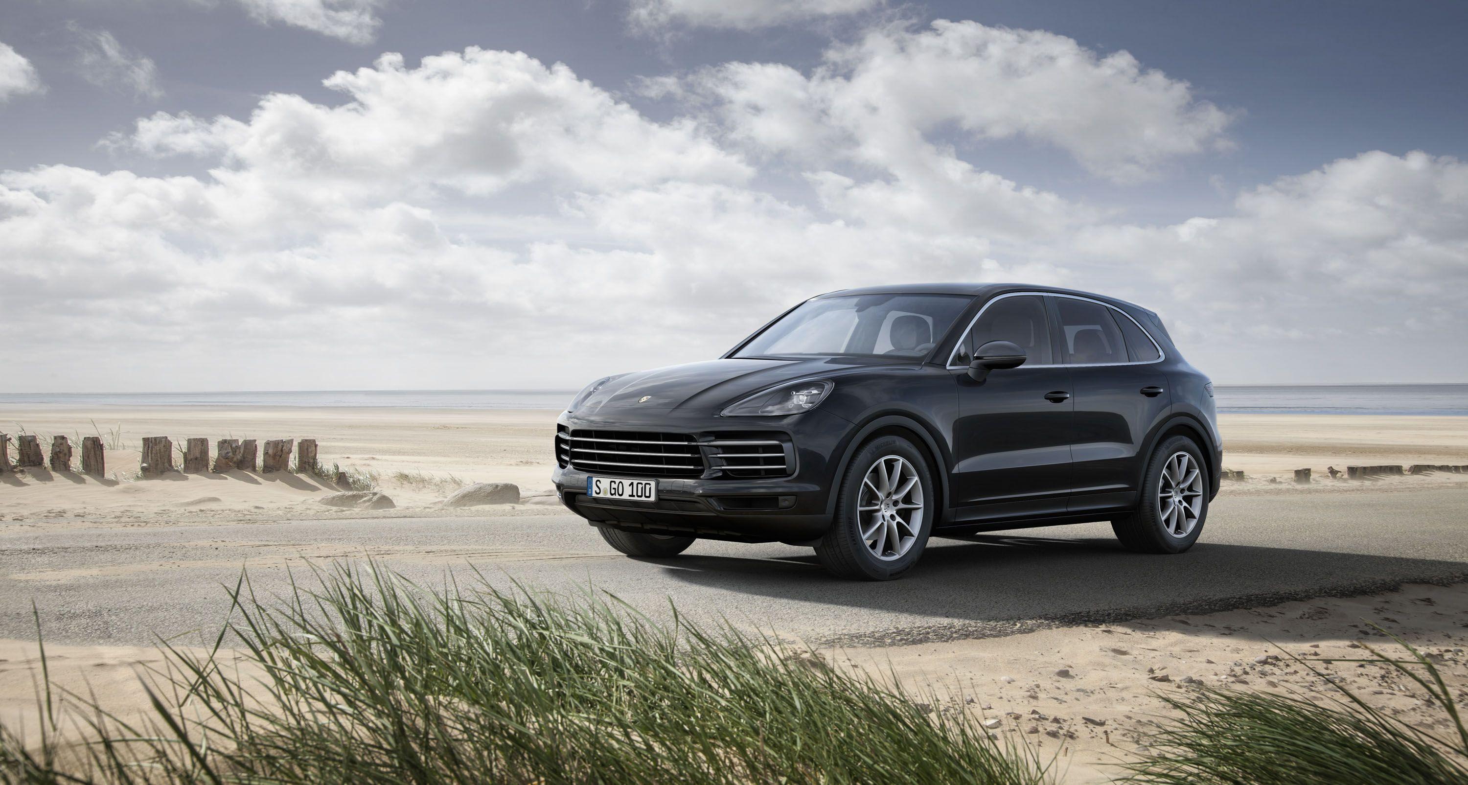3000x1604 Wallpaper Of The Day: 2018 Porsche Cayenne