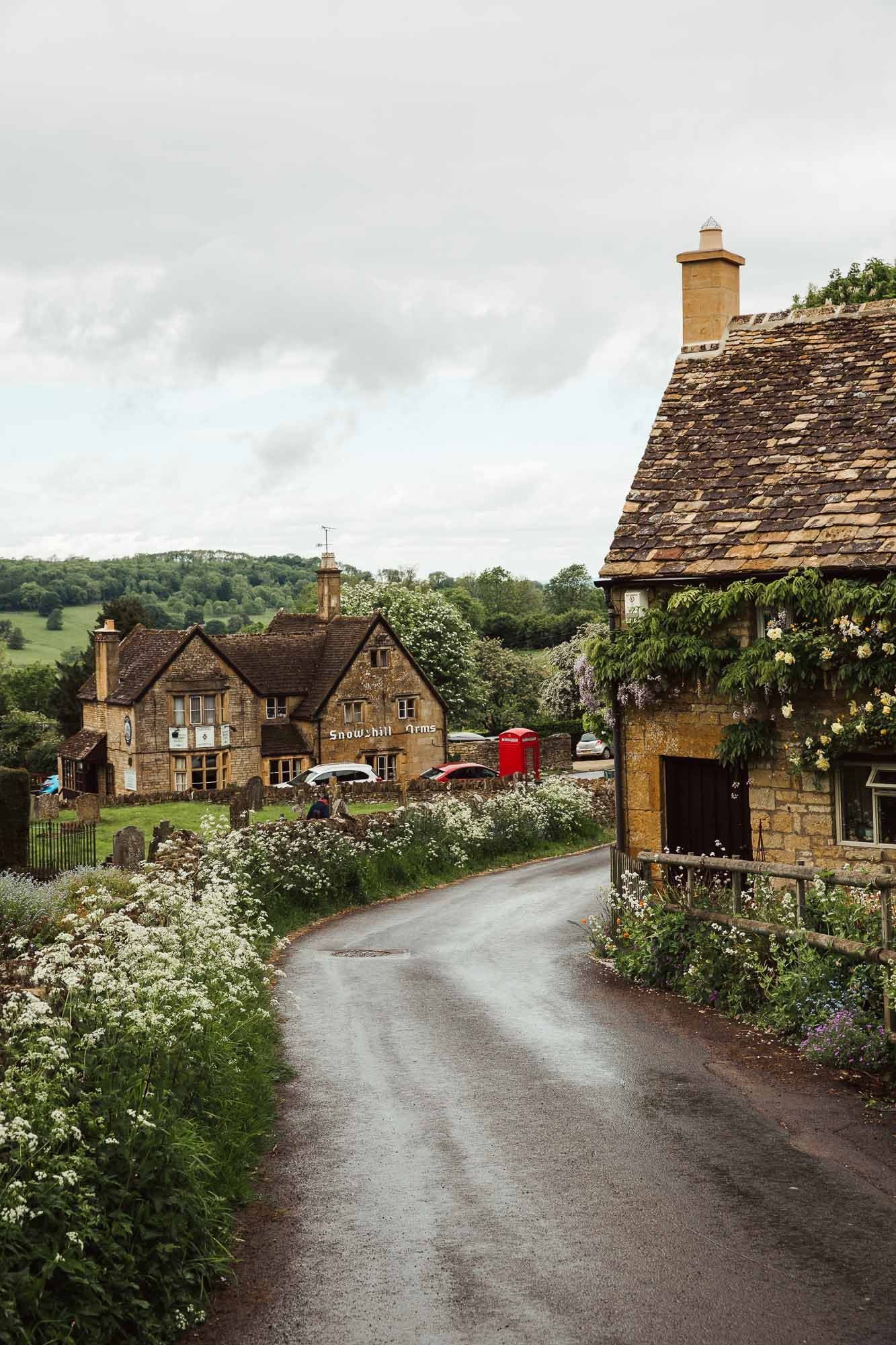 1333x2000 The best towns in the Cotswolds
