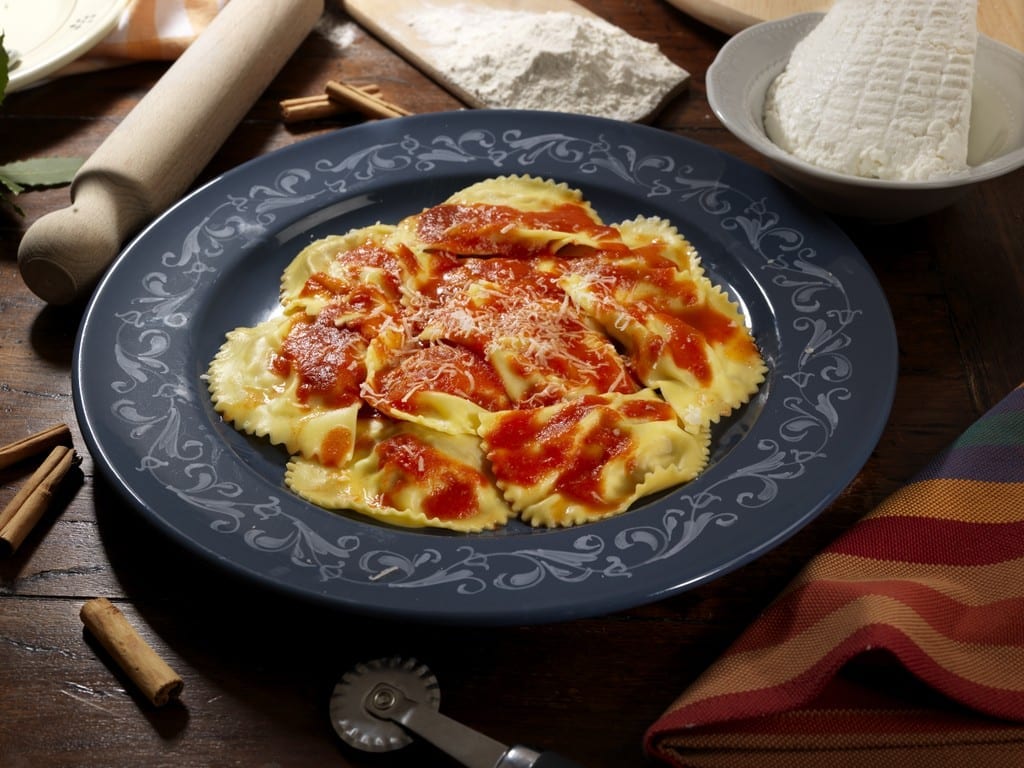 1024x768 Carnival Topsy Turvy Pasta