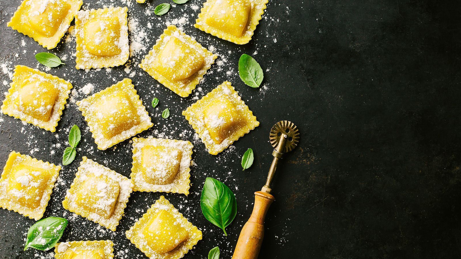 1600x900 Folding Technique That Sets Agnolotti