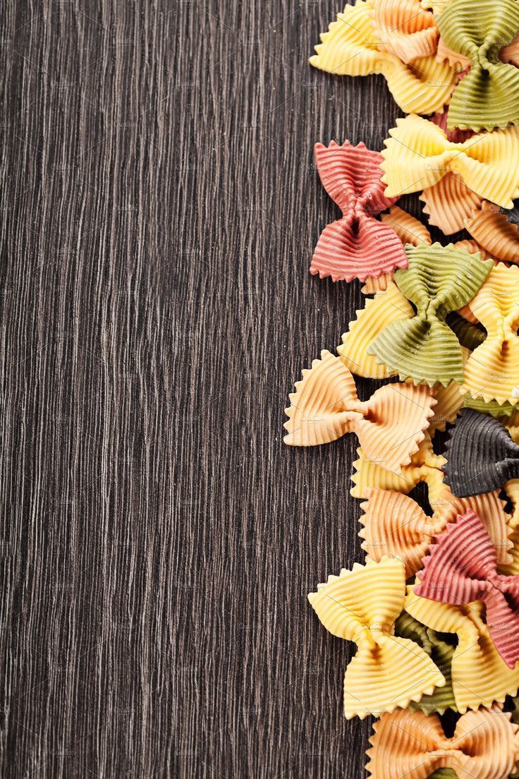 736x1104 Multicolored italian pasta background