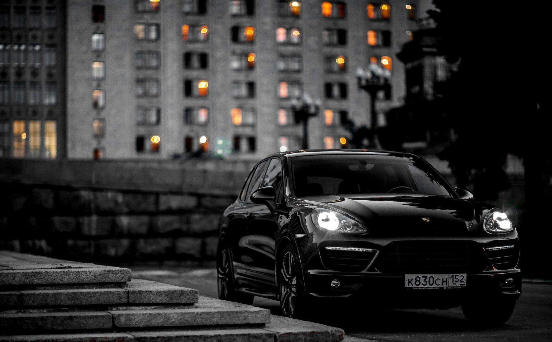 1932x1200 Porsche Cayenne Wallpaper