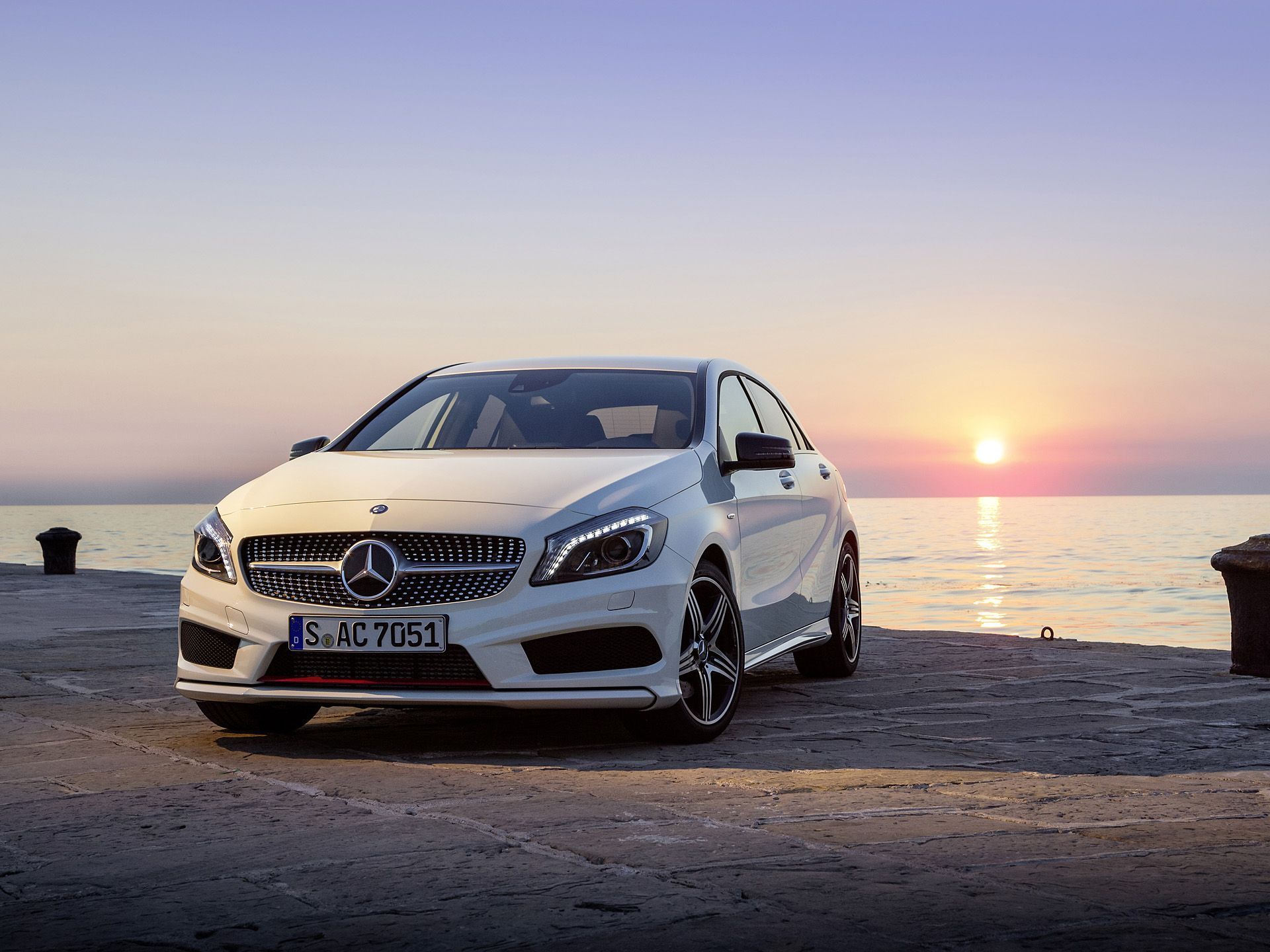 1920x1440 Mercedes Benz A Class Wallpaper