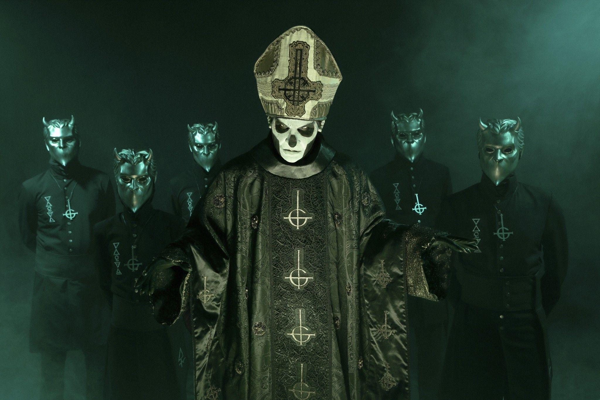 2048x1365 Ghost Band Wallpaper