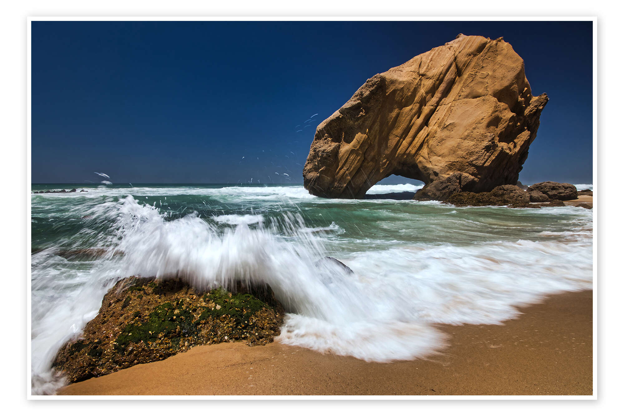 2000x1333 Rocks in the sea on Santa Cruz beach