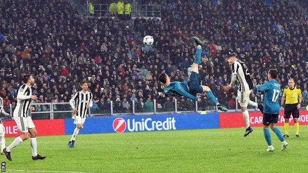 624x351 Cristiano Ronaldo bicycle kick: Night