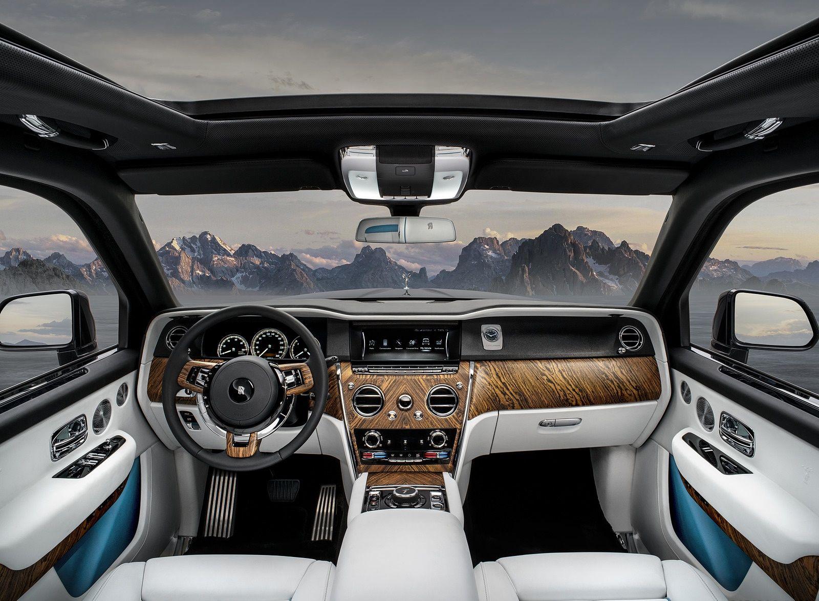 1600x1174 Rolls Royce Cullinan Interior Cockpit Wallpaper 90