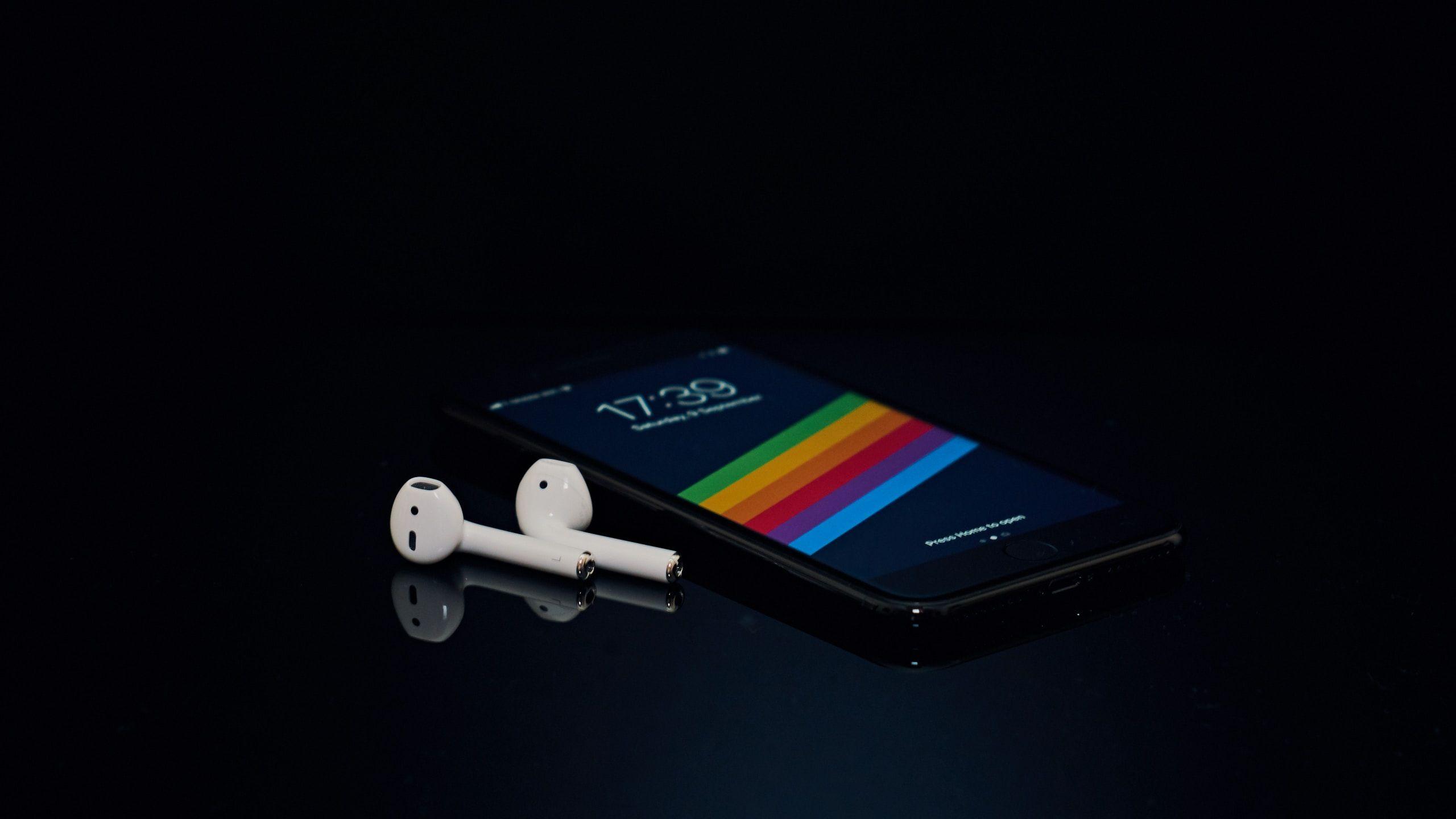 AirPods Wallpapers - Top Free AirPods Backgrounds - WallpaperAccess