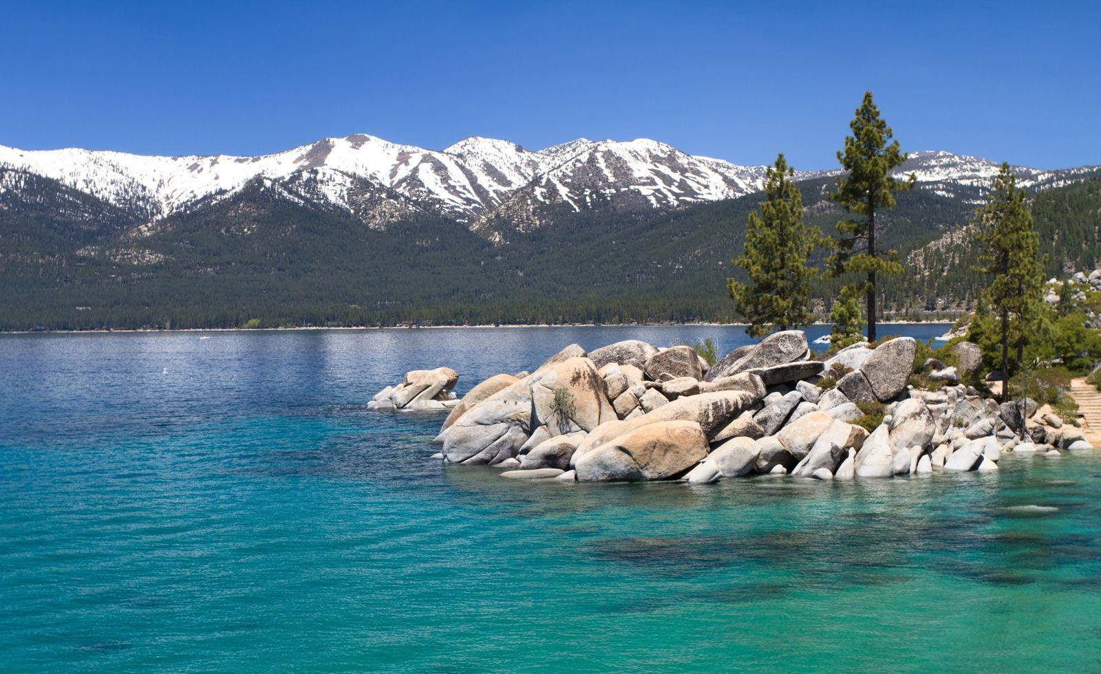 1600x980 HD Lake Tahoe Wallpaper