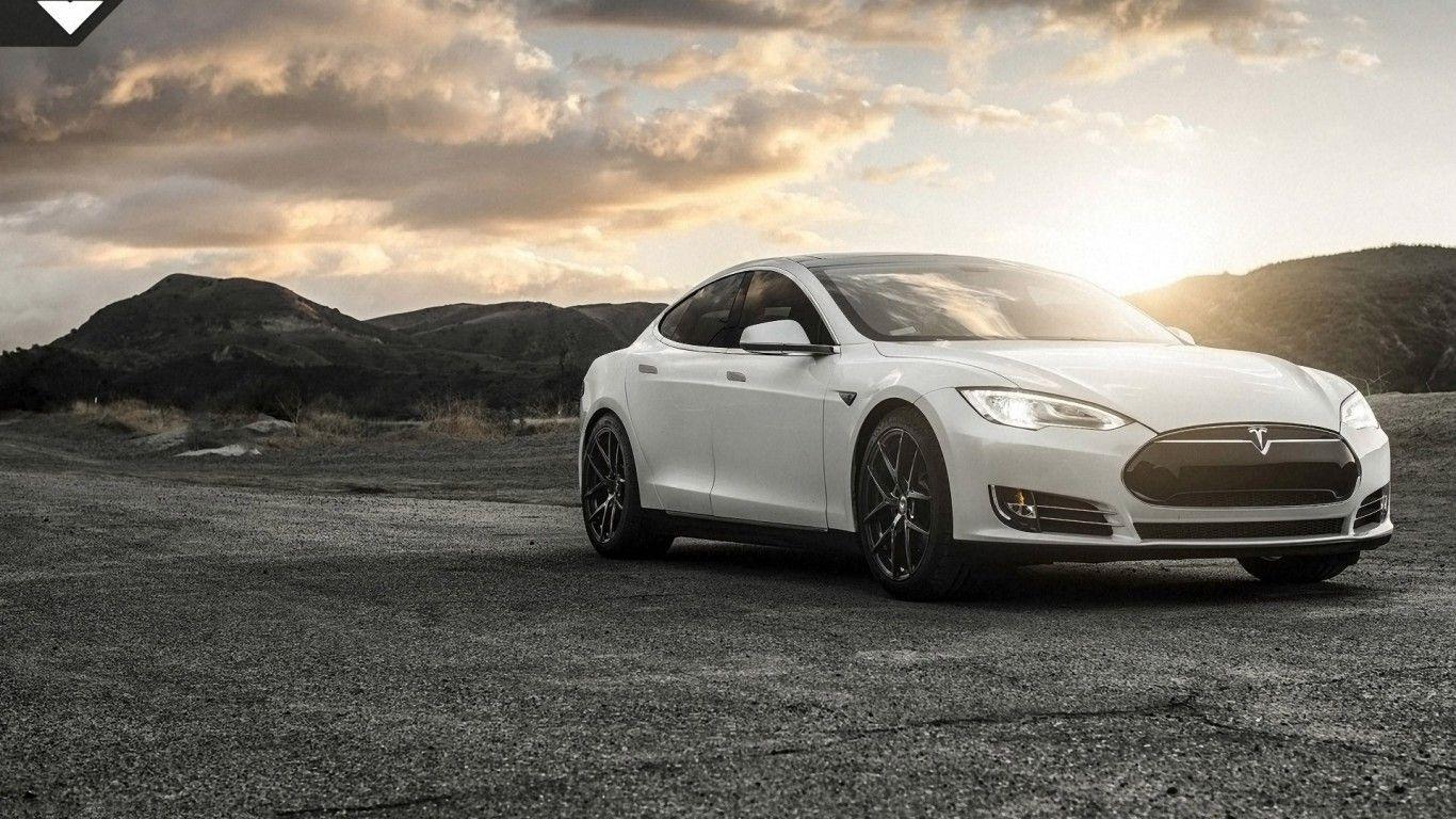 1366x768 Tesla Model S Wallpaper 0.28 Mb