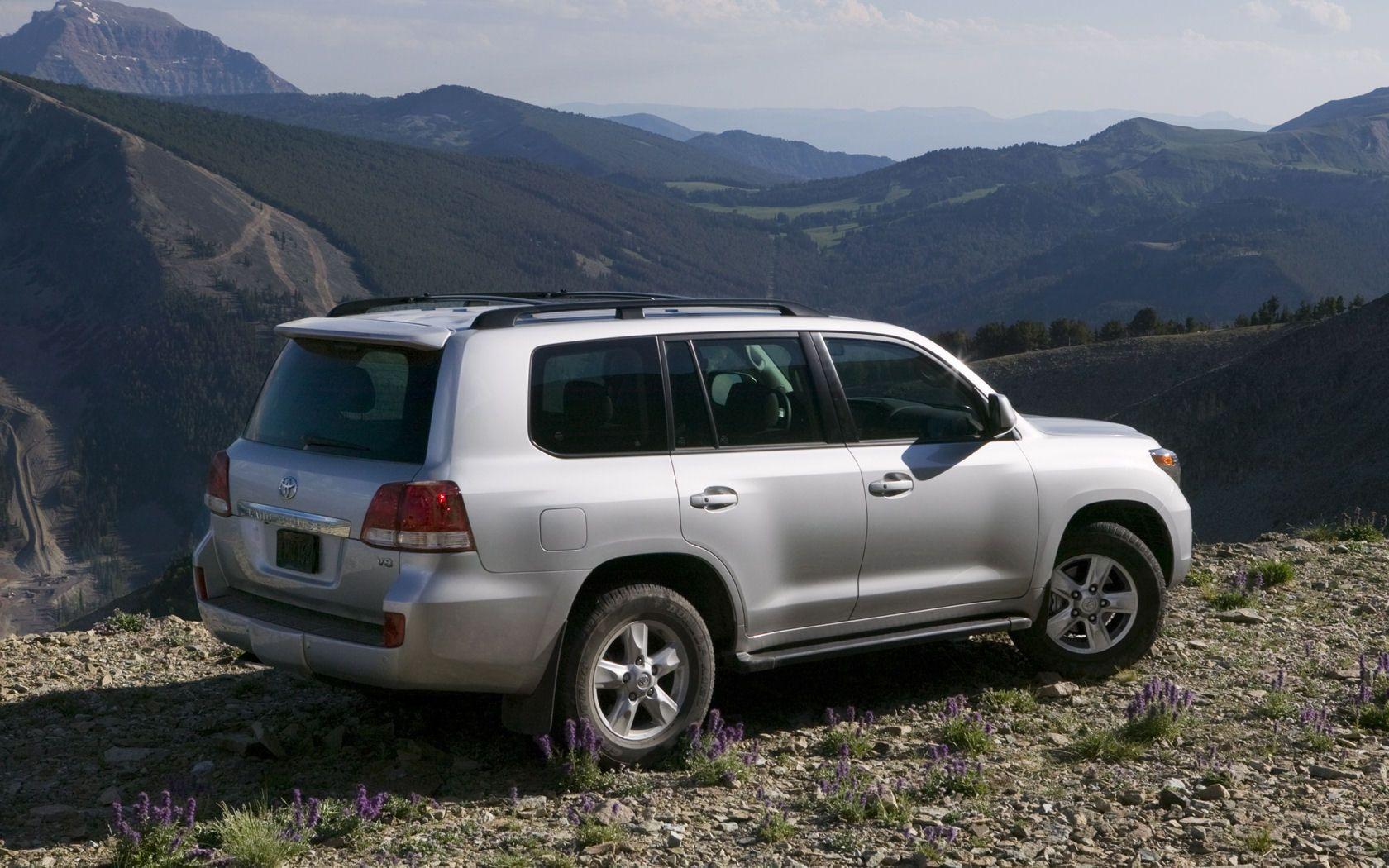1680x1050 Toyota Land Cruiser V8 4WD Widescreen Wallpaper