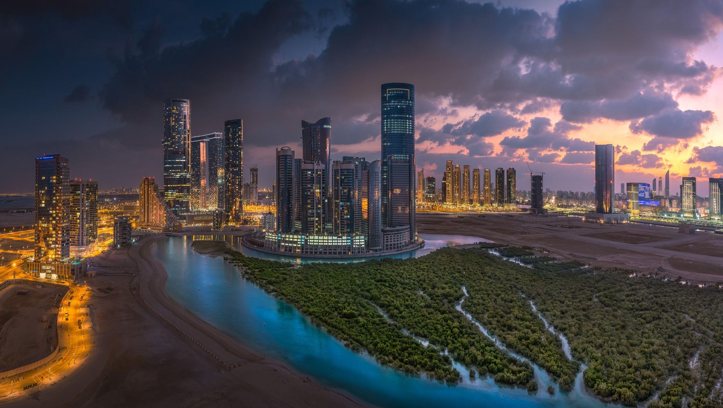 2500x1414 Abu Dhabi HD Wallpaper