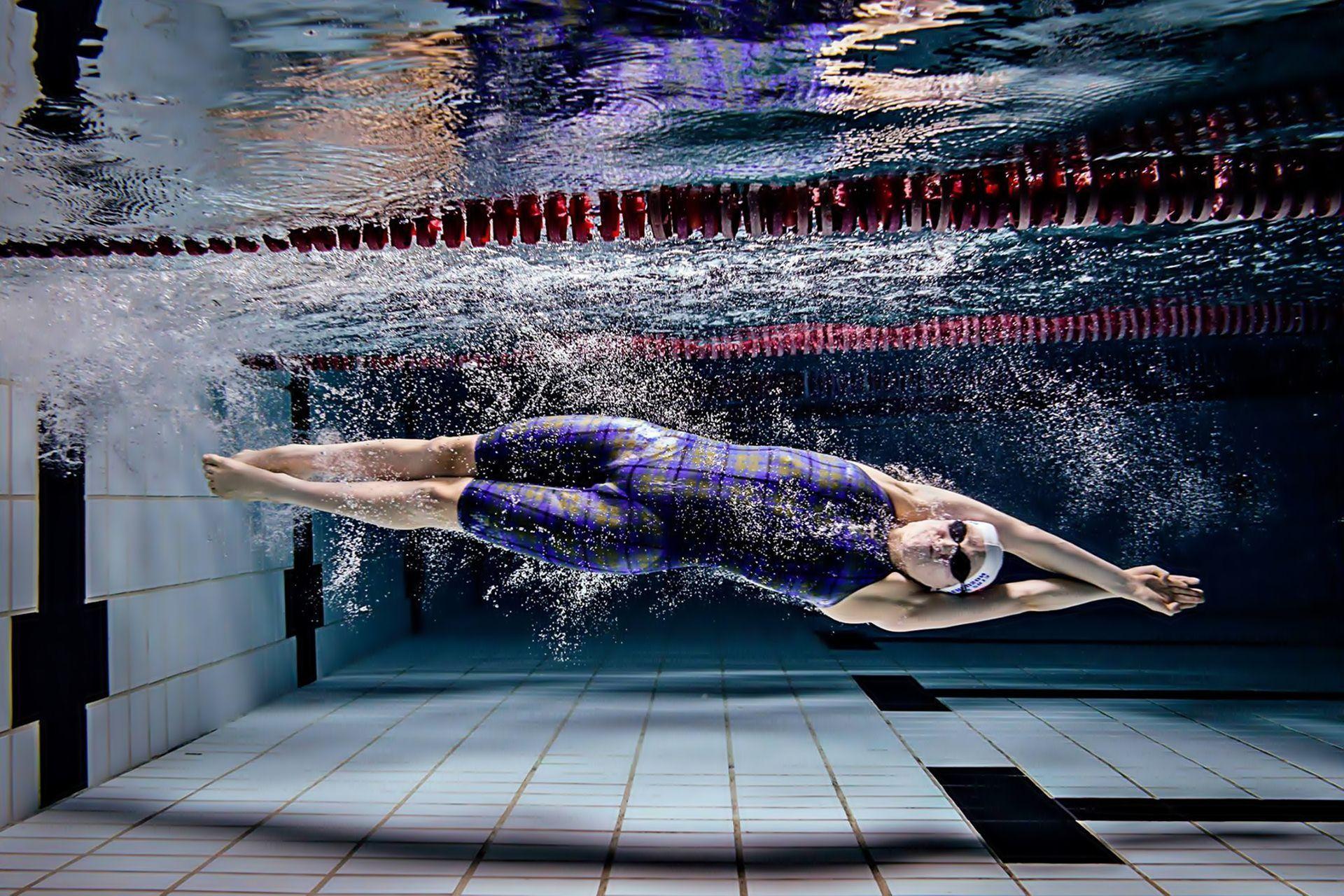 Swimmer Desktop Wallpapers Top Free Swimmer Desktop Backgrounds Wallpaperaccess