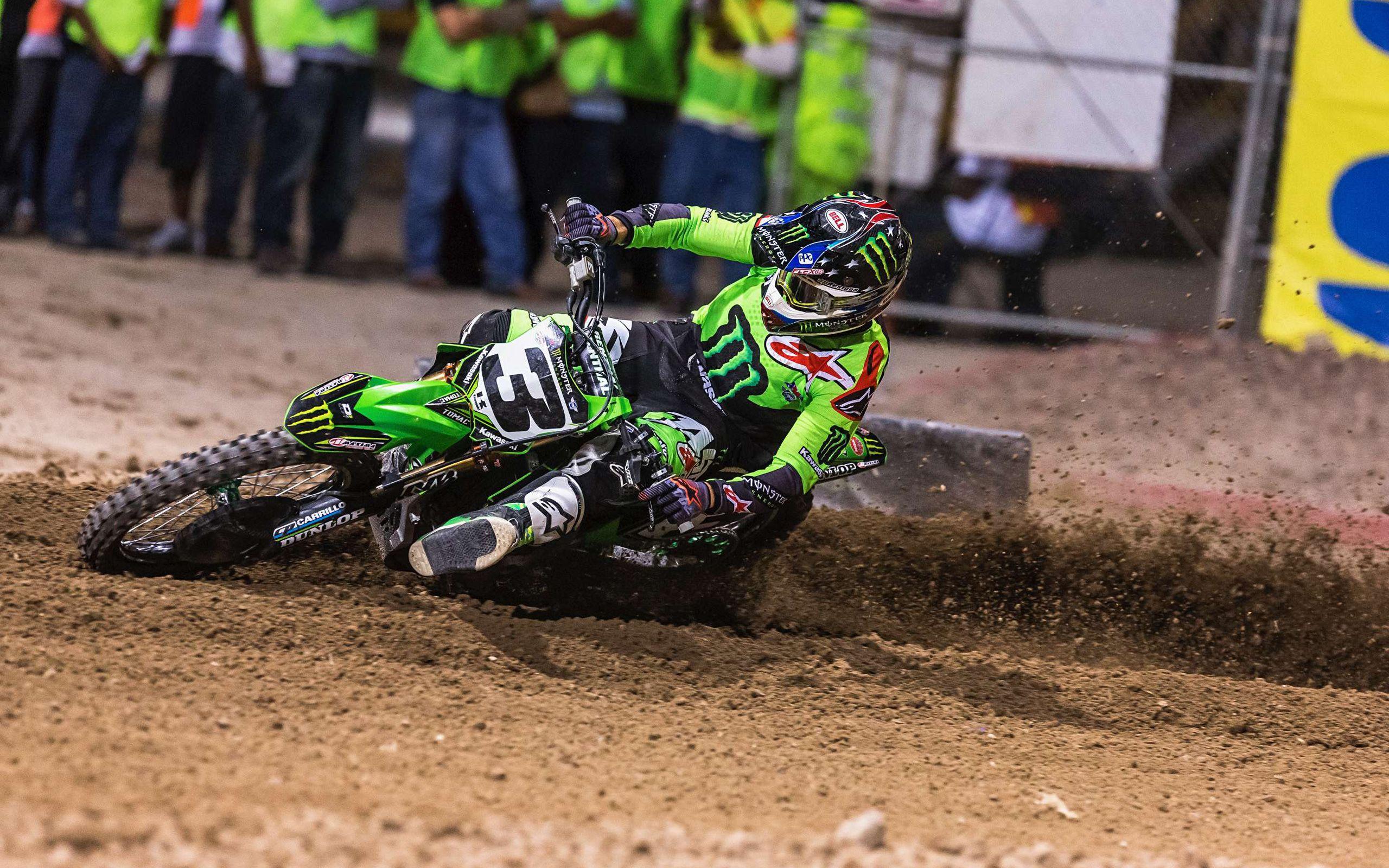 2560x1600 Download Wallpaper Eli Tomac, Raceway, Kawasaki KX 450