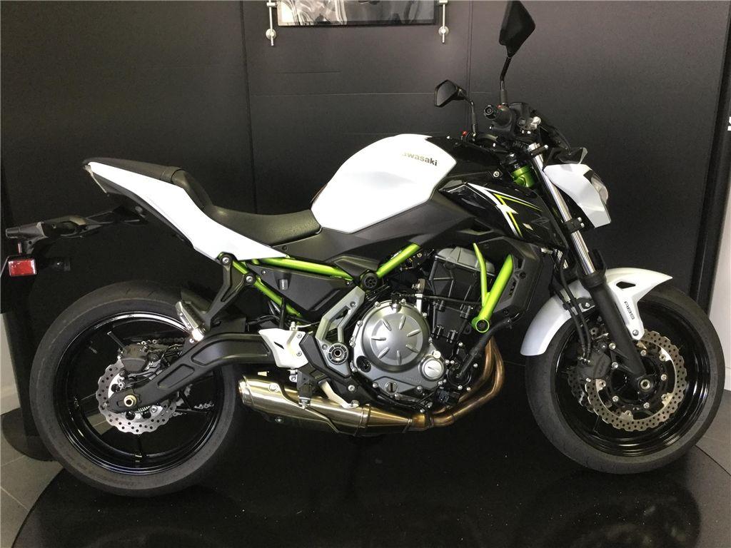 1024x768 Chris Walker Kawasaki