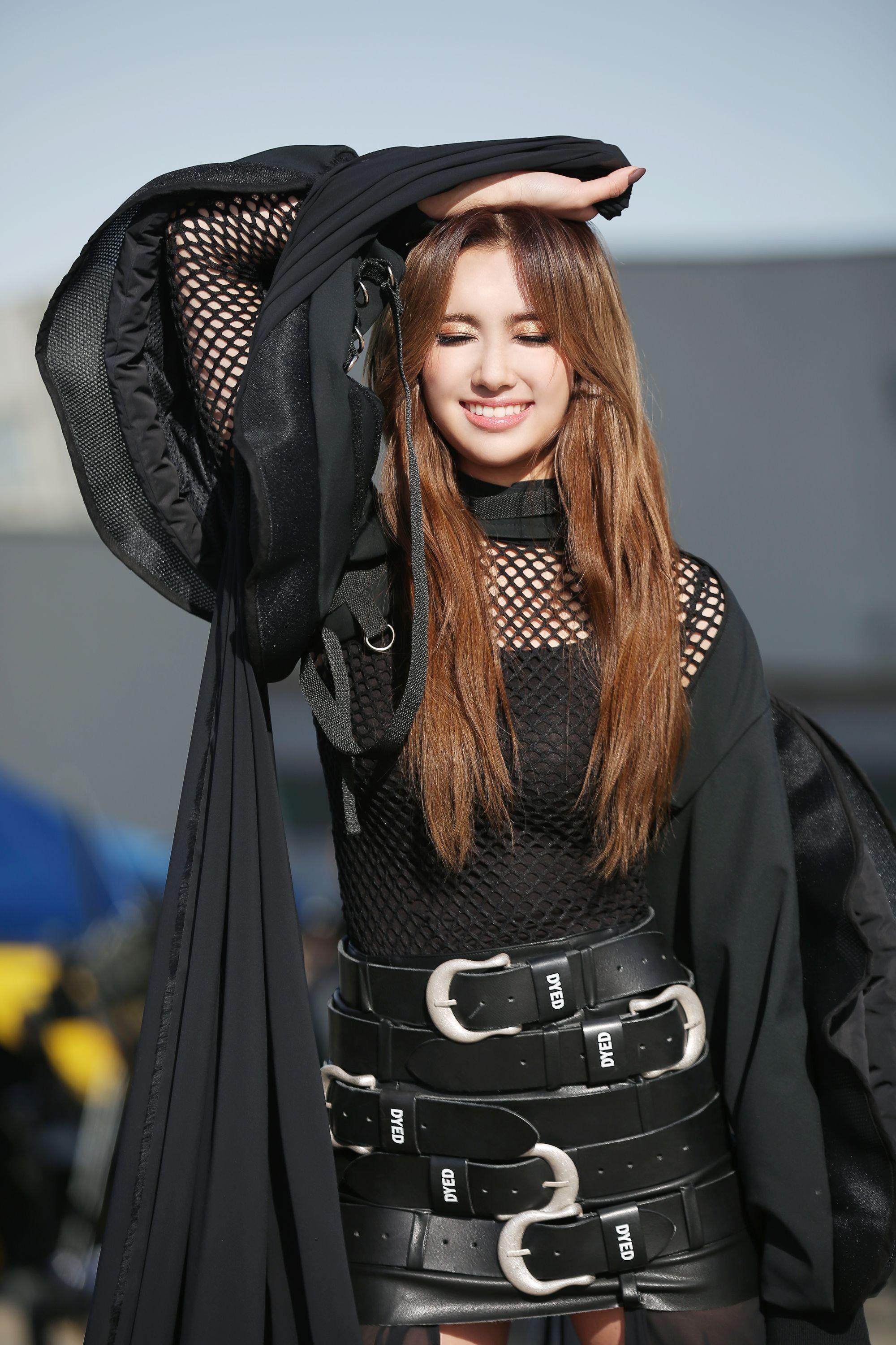 2000x3000 Aisha KPOP Image Board