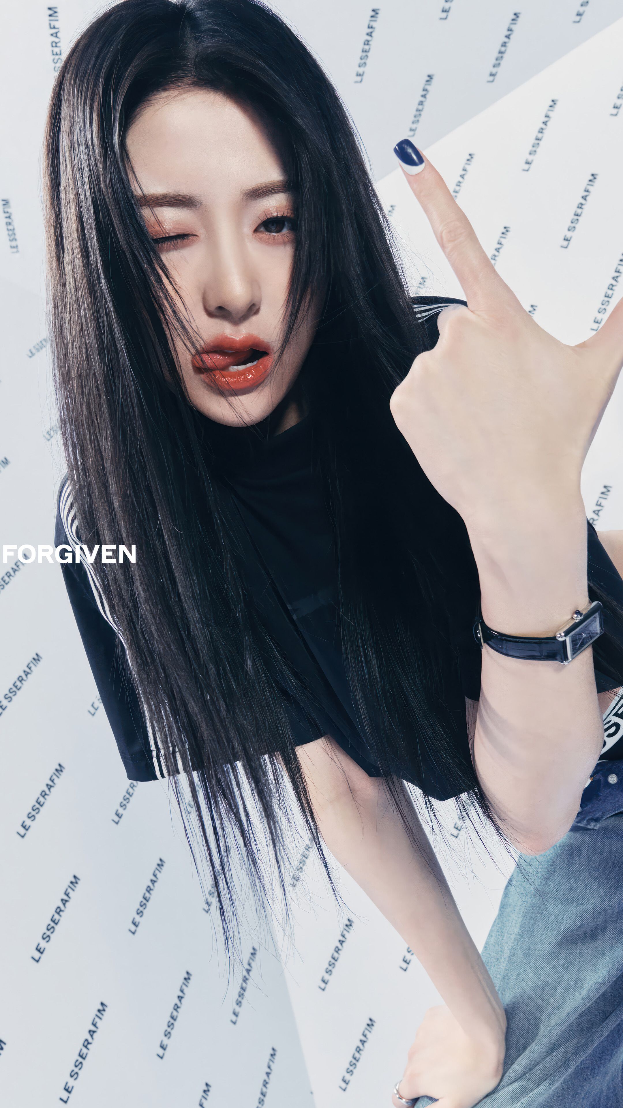 2160x3840 Yunjin LE SSERAFIM UNFORGIVEN 4K