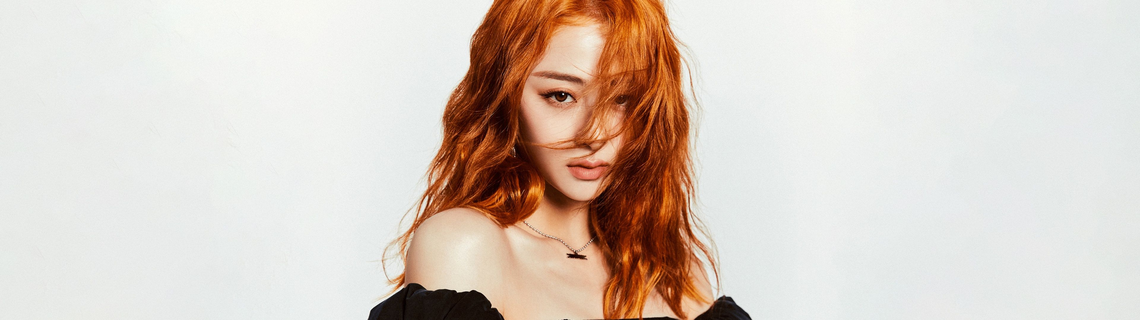 3840x1080 Wallpaper 4K, Huh Yunjin, K Pop Singer