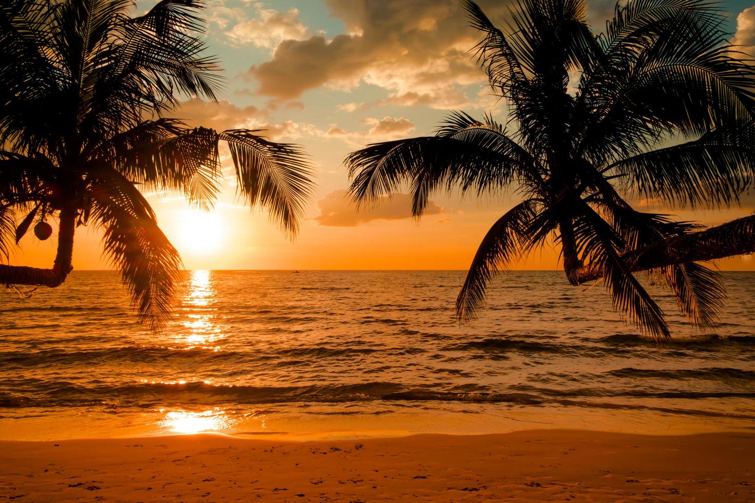 1470x980 Sunset Beach , Image