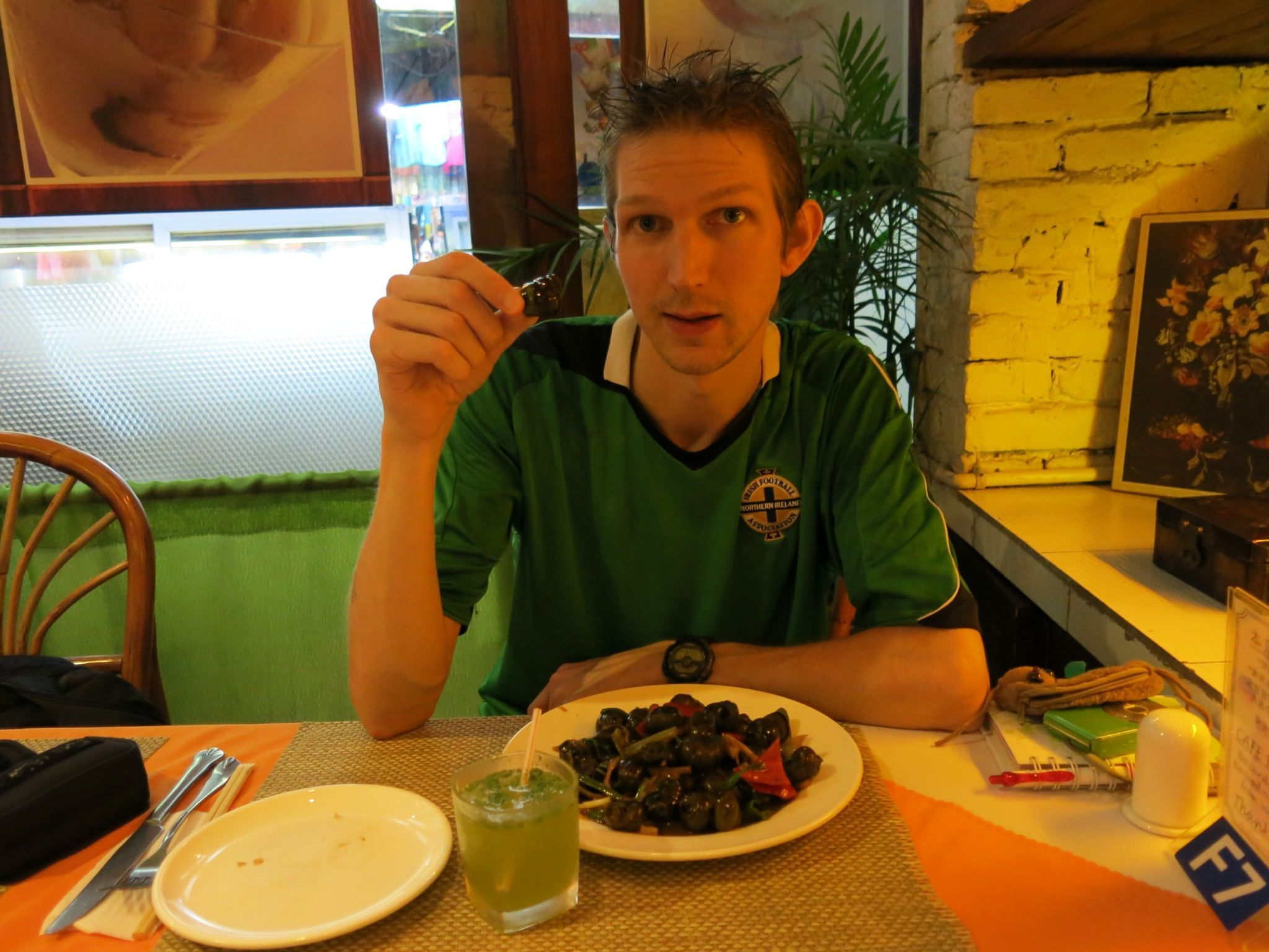 2048x1536 Pan Fried Snails in Yangshuo, Guangxi