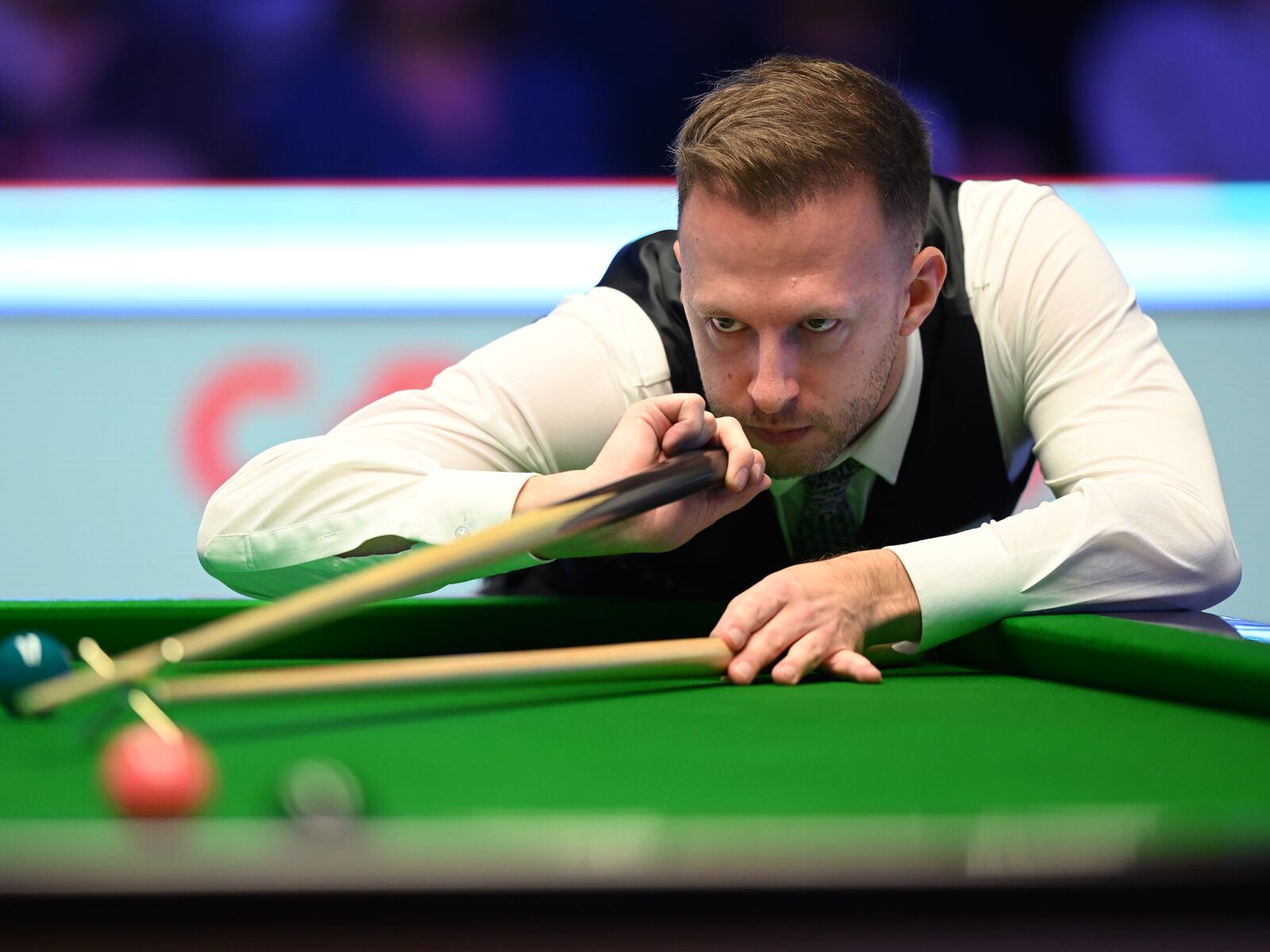 1600x1200 Judd Trump rallies from to beat Barry