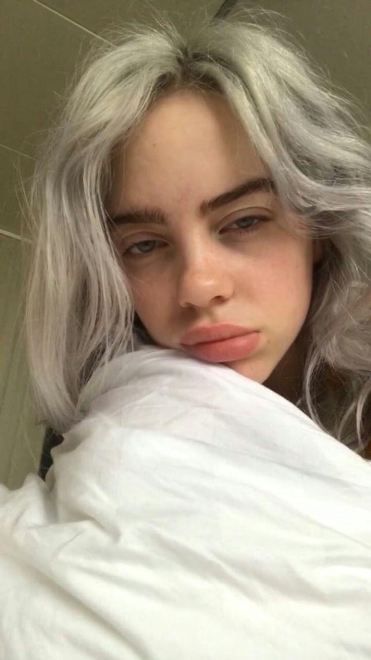 736x1308 Billie Eilish Wallpaper
