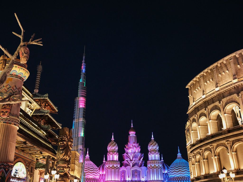 1024x768 Global Village, Dubai Moerman