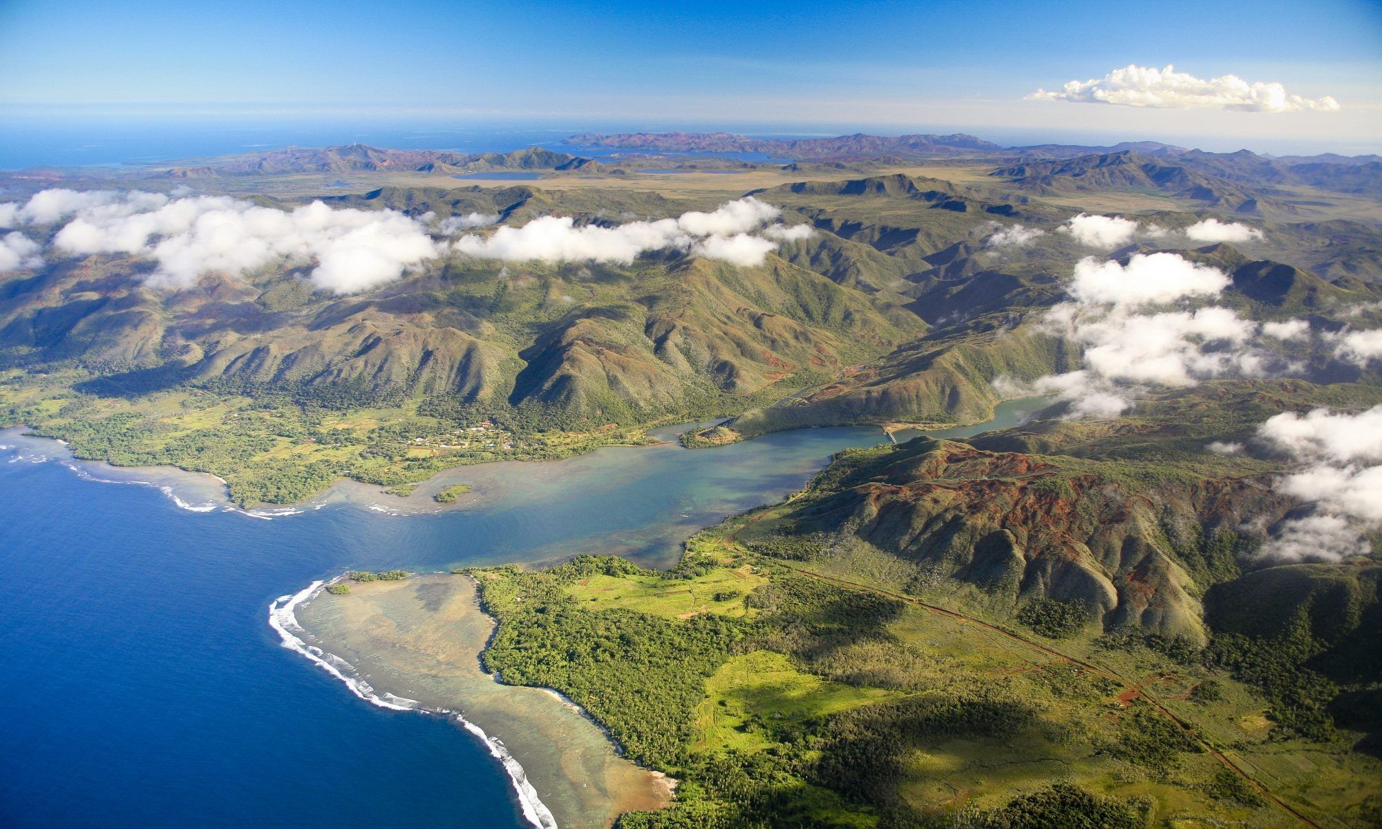 2000x1200 New Caledonia Wallpaper 21 image